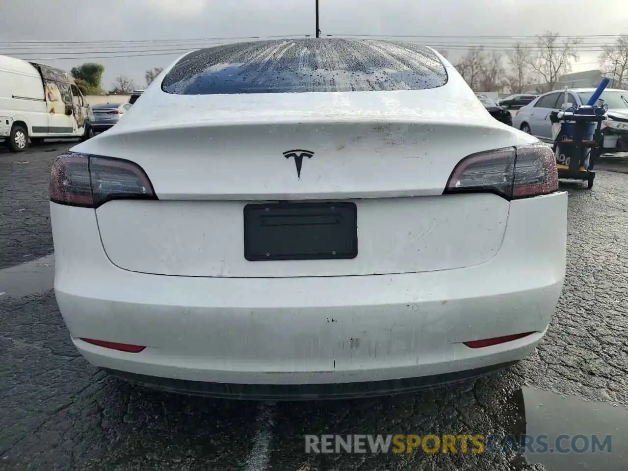 6 Photograph of a damaged car 5YJ3E1EA4MF976862 TESLA MODEL 3 2021