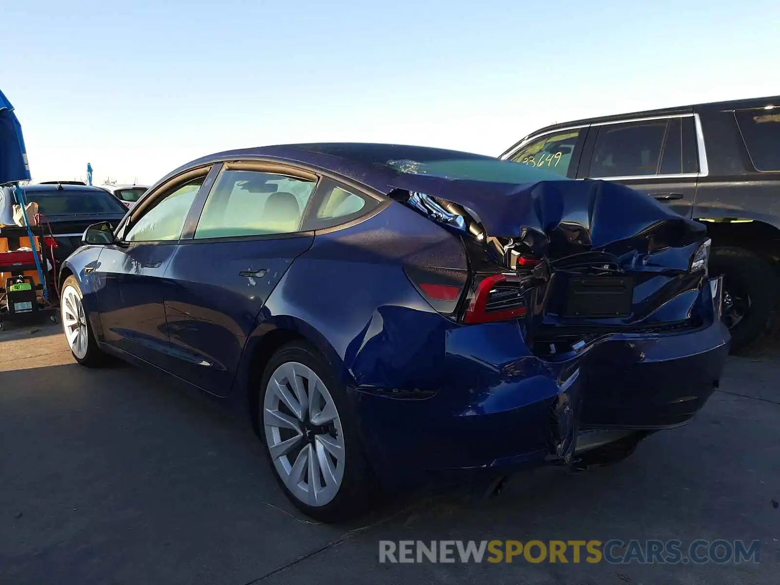 3 Photograph of a damaged car 5YJ3E1EA4MF986596 TESLA MODEL 3 2021