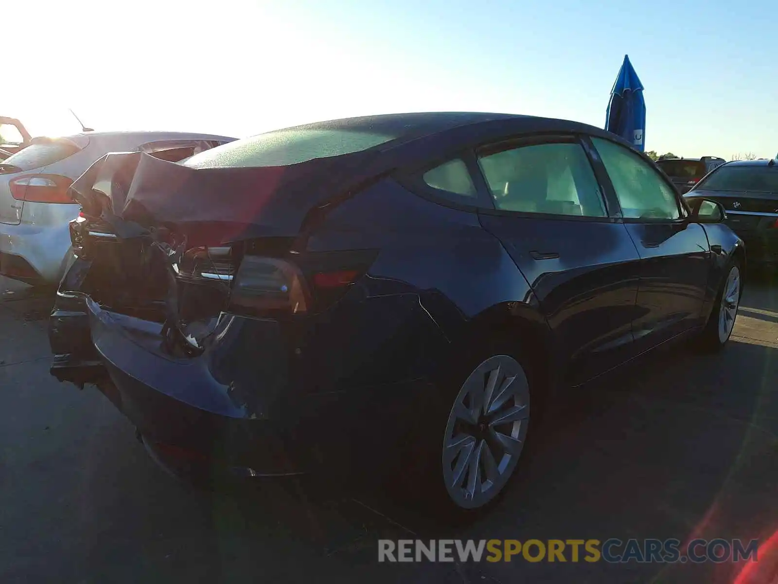 4 Photograph of a damaged car 5YJ3E1EA4MF986596 TESLA MODEL 3 2021