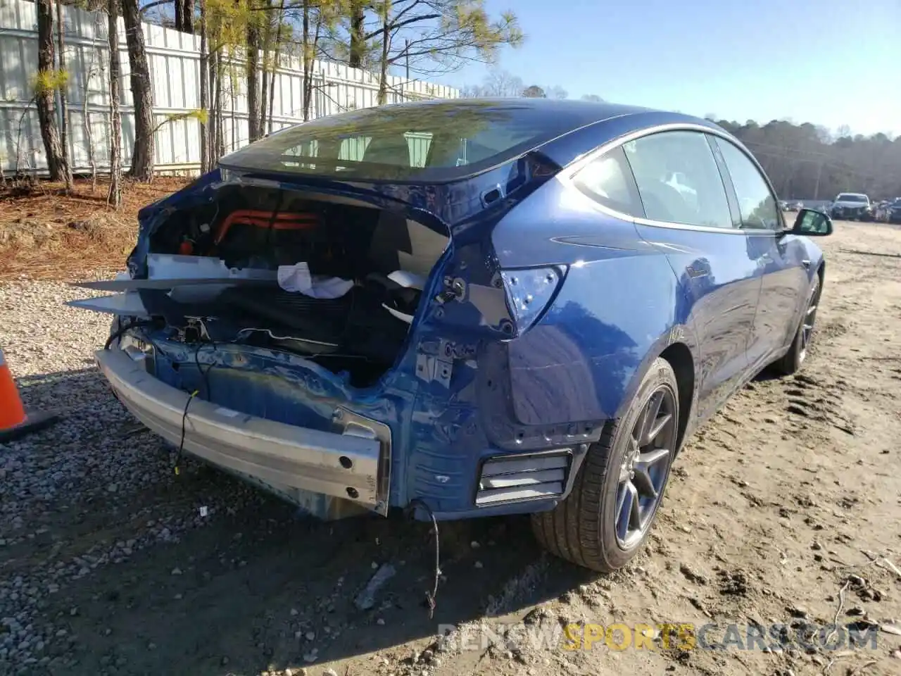 4 Photograph of a damaged car 5YJ3E1EA4MF987425 TESLA MODEL 3 2021