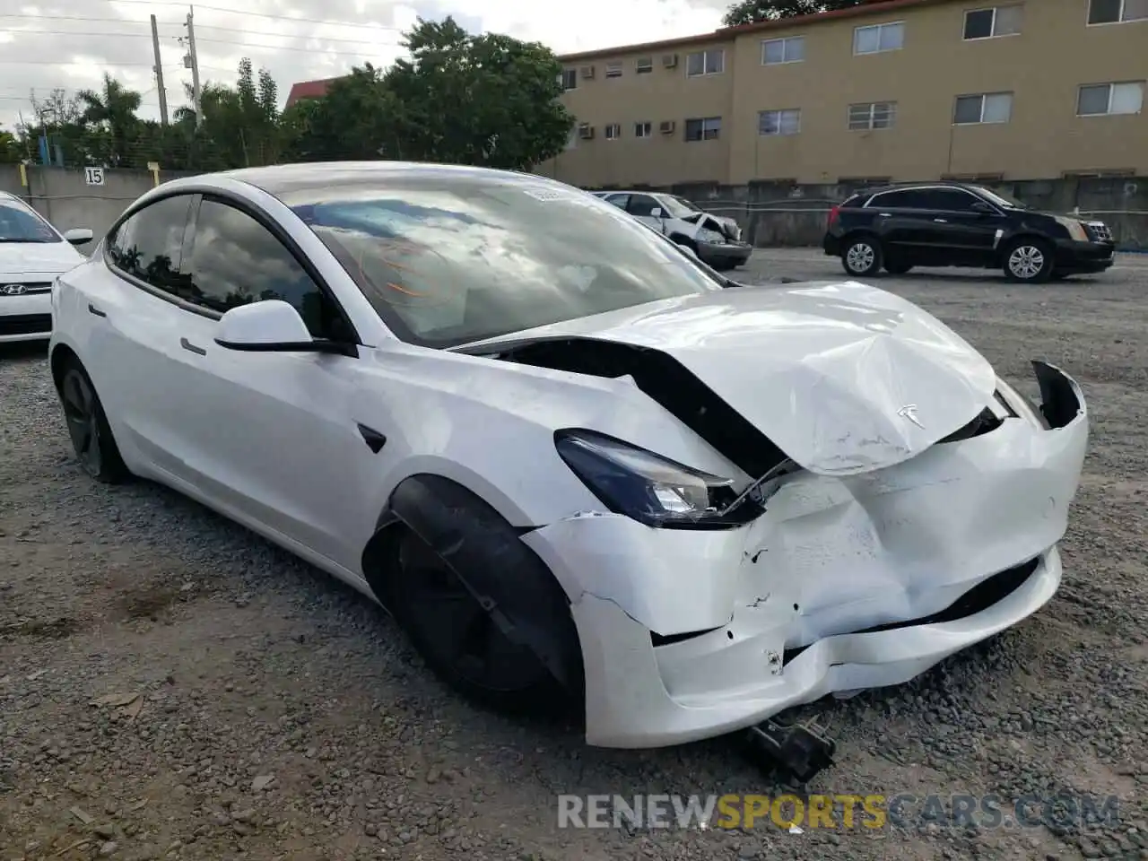 1 Photograph of a damaged car 5YJ3E1EA4MF989658 TESLA MODEL 3 2021