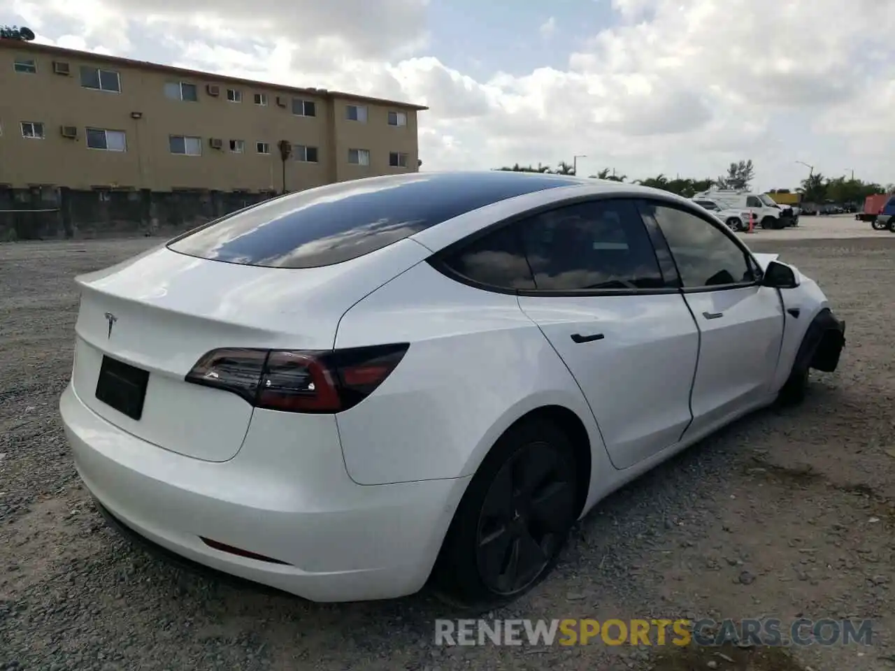 4 Фотография поврежденного автомобиля 5YJ3E1EA4MF989658 TESLA MODEL 3 2021