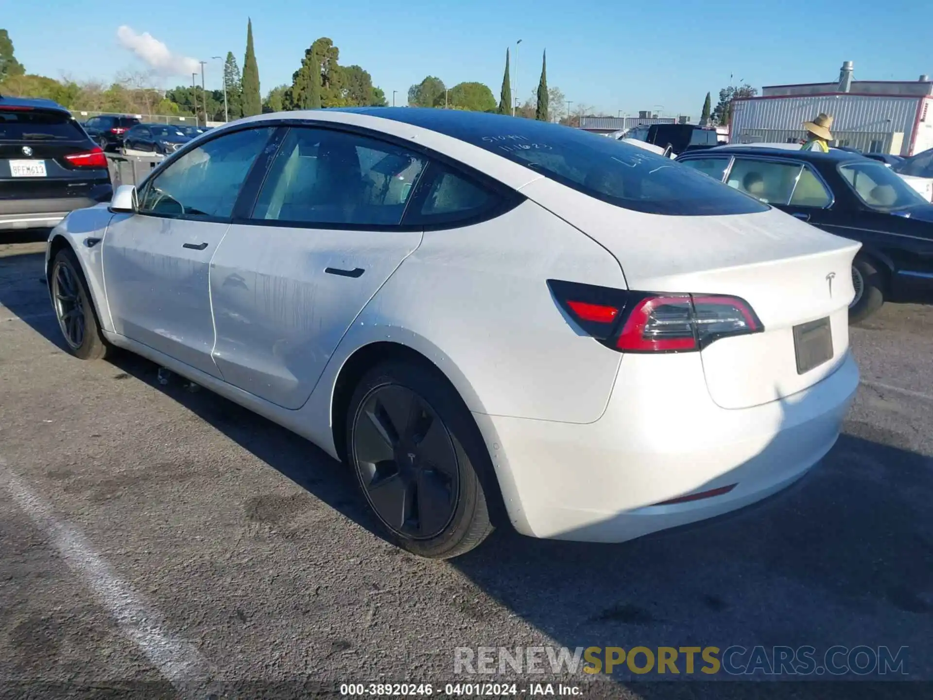 3 Photograph of a damaged car 5YJ3E1EA4MF992530 TESLA MODEL 3 2021