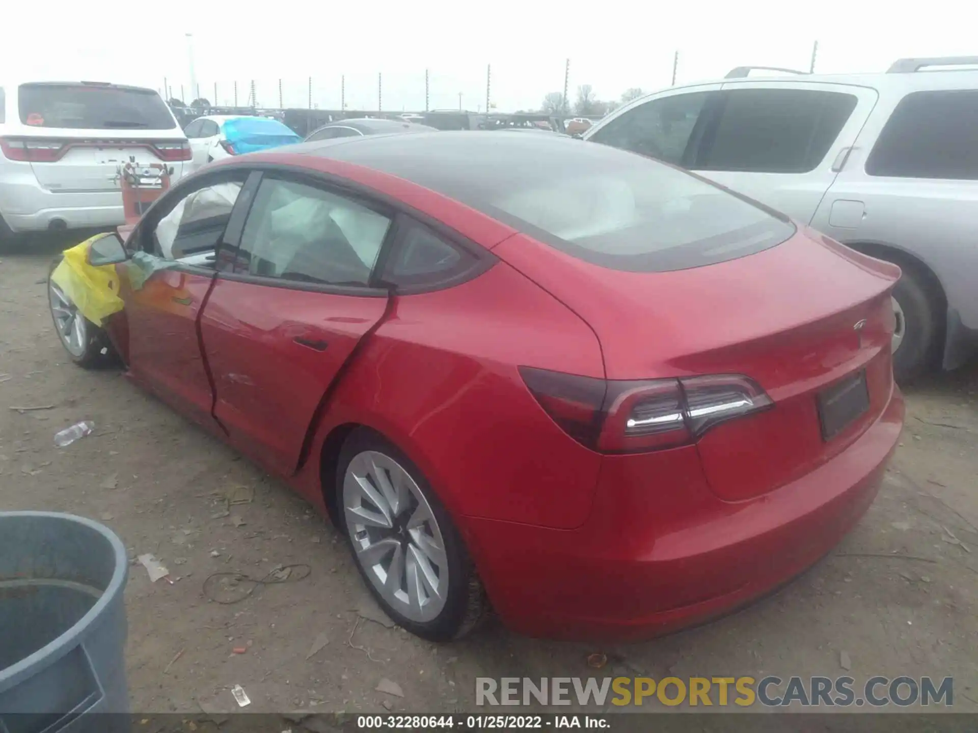 3 Photograph of a damaged car 5YJ3E1EA5MF045691 TESLA MODEL 3 2021