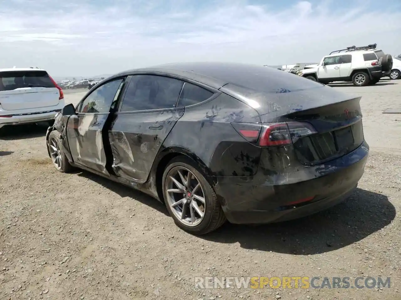 3 Photograph of a damaged car 5YJ3E1EA5MF053368 TESLA MODEL 3 2021