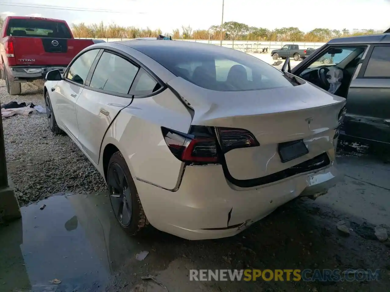 3 Photograph of a damaged car 5YJ3E1EA5MF058411 TESLA MODEL 3 2021