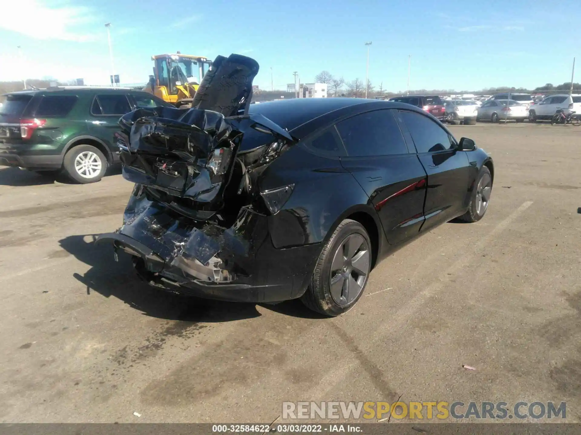 4 Photograph of a damaged car 5YJ3E1EA5MF062779 TESLA MODEL 3 2021