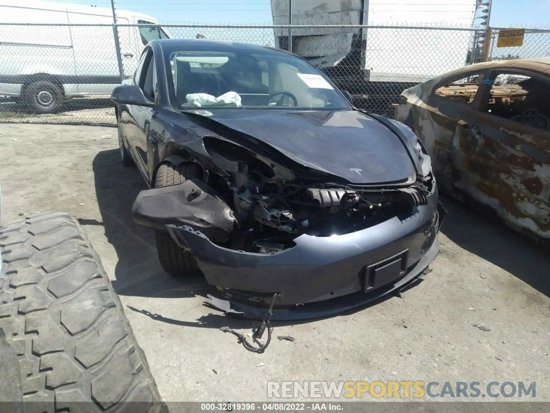 1 Photograph of a damaged car 5YJ3E1EA5MF068422 TESLA MODEL 3 2021