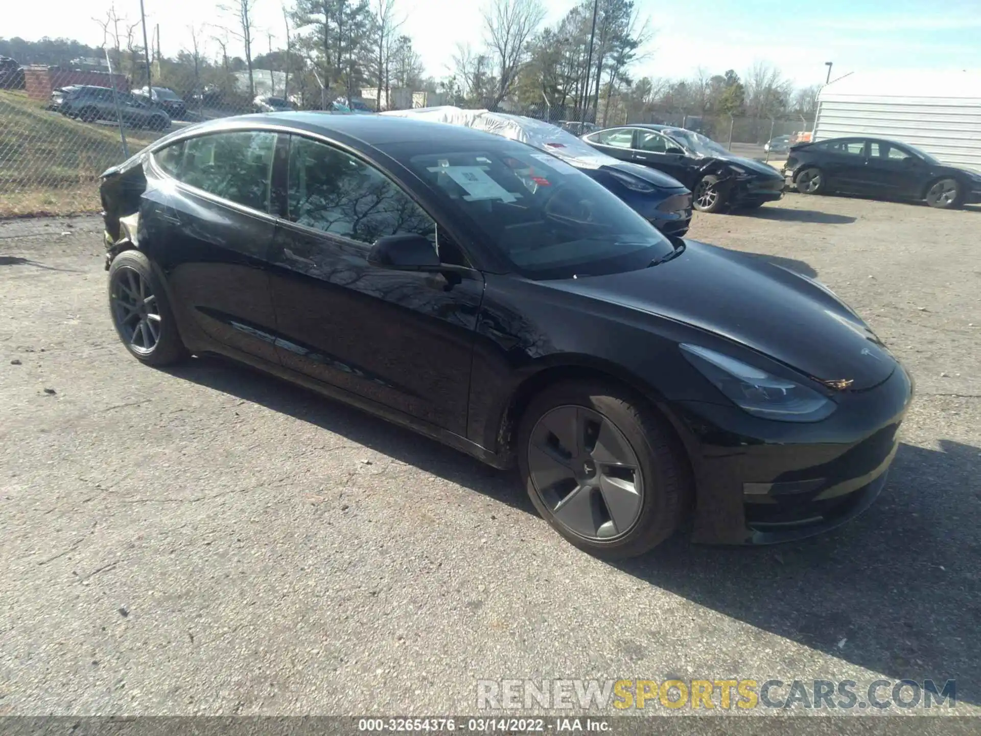 1 Photograph of a damaged car 5YJ3E1EA5MF083101 TESLA MODEL 3 2021