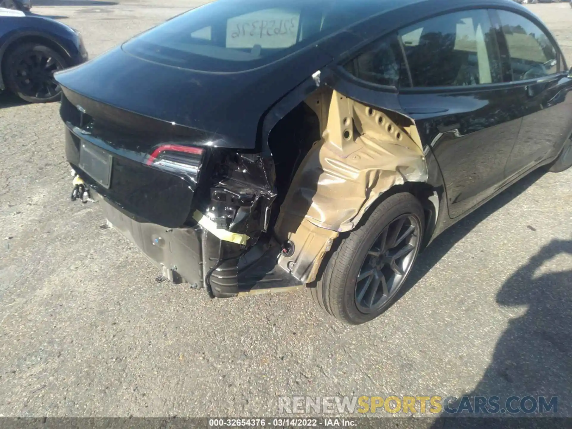 6 Photograph of a damaged car 5YJ3E1EA5MF083101 TESLA MODEL 3 2021