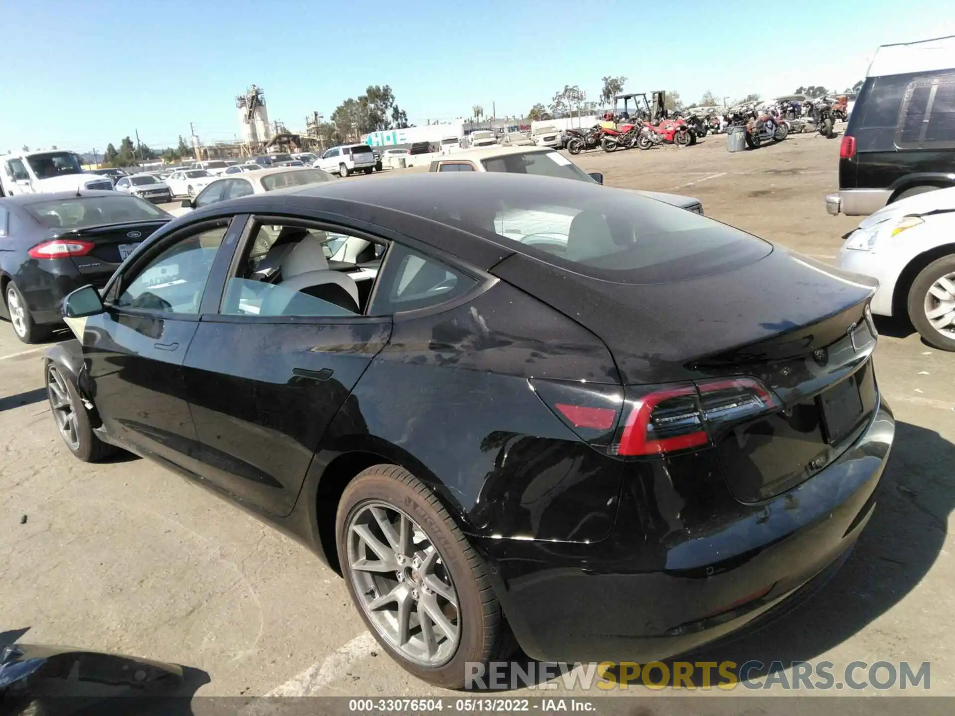 3 Photograph of a damaged car 5YJ3E1EA5MF085916 TESLA MODEL 3 2021