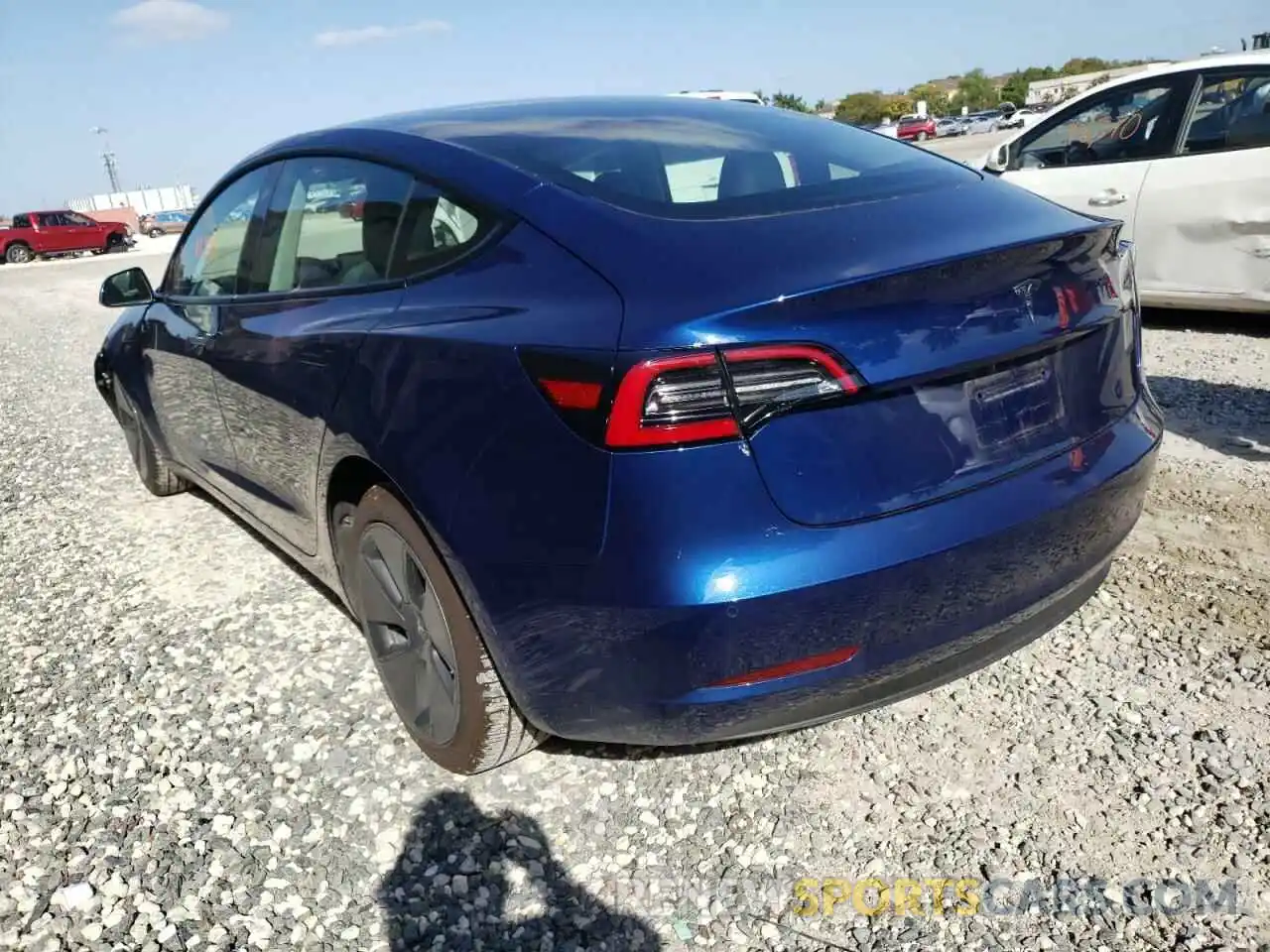 3 Photograph of a damaged car 5YJ3E1EA5MF088976 TESLA MODEL 3 2021