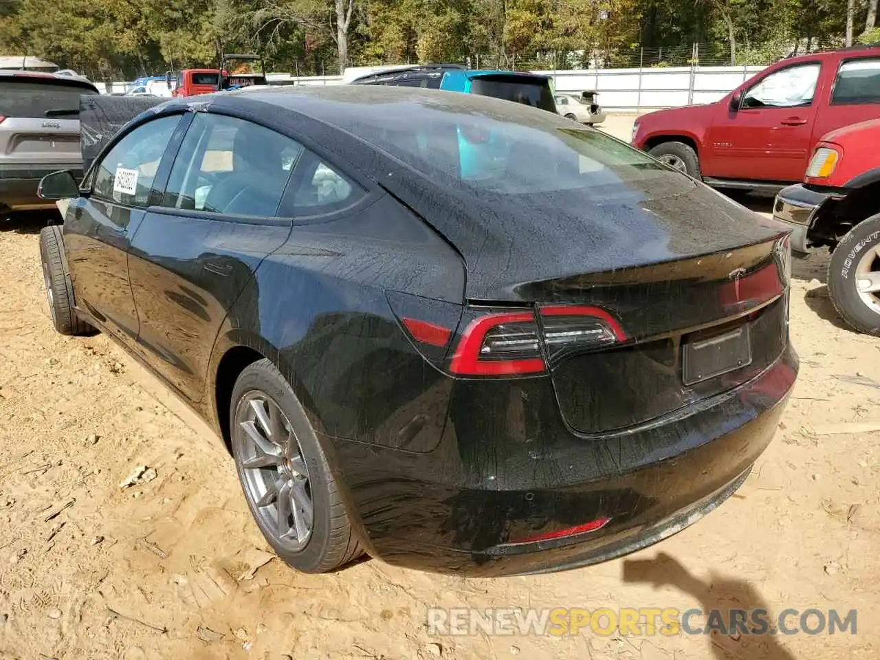 3 Photograph of a damaged car 5YJ3E1EA5MF094017 TESLA MODEL 3 2021