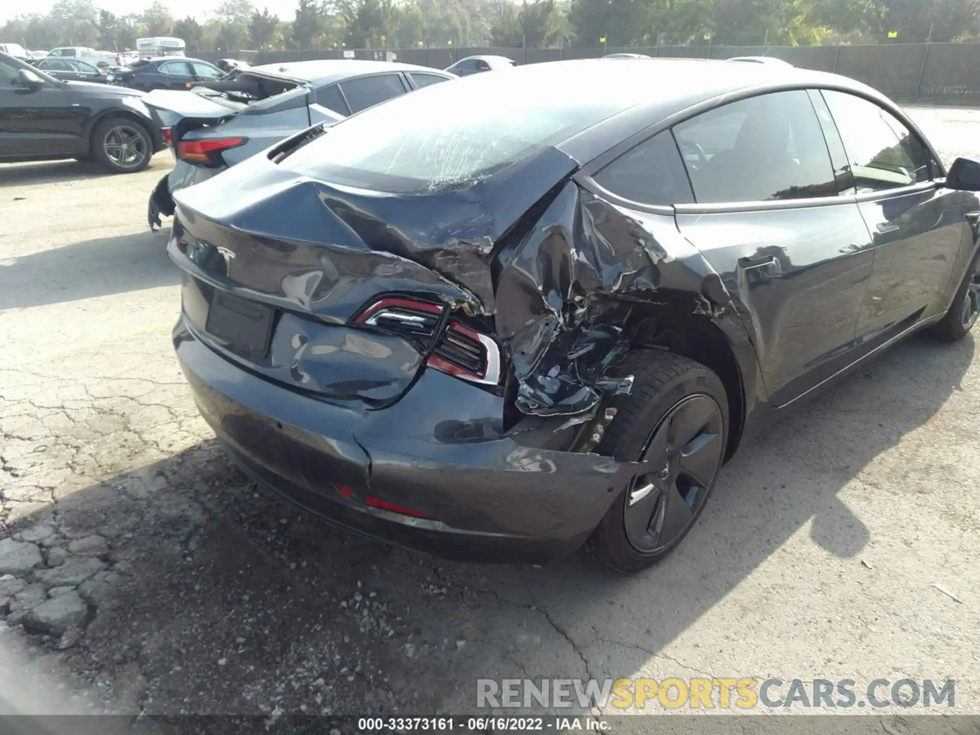 6 Photograph of a damaged car 5YJ3E1EA5MF100270 TESLA MODEL 3 2021