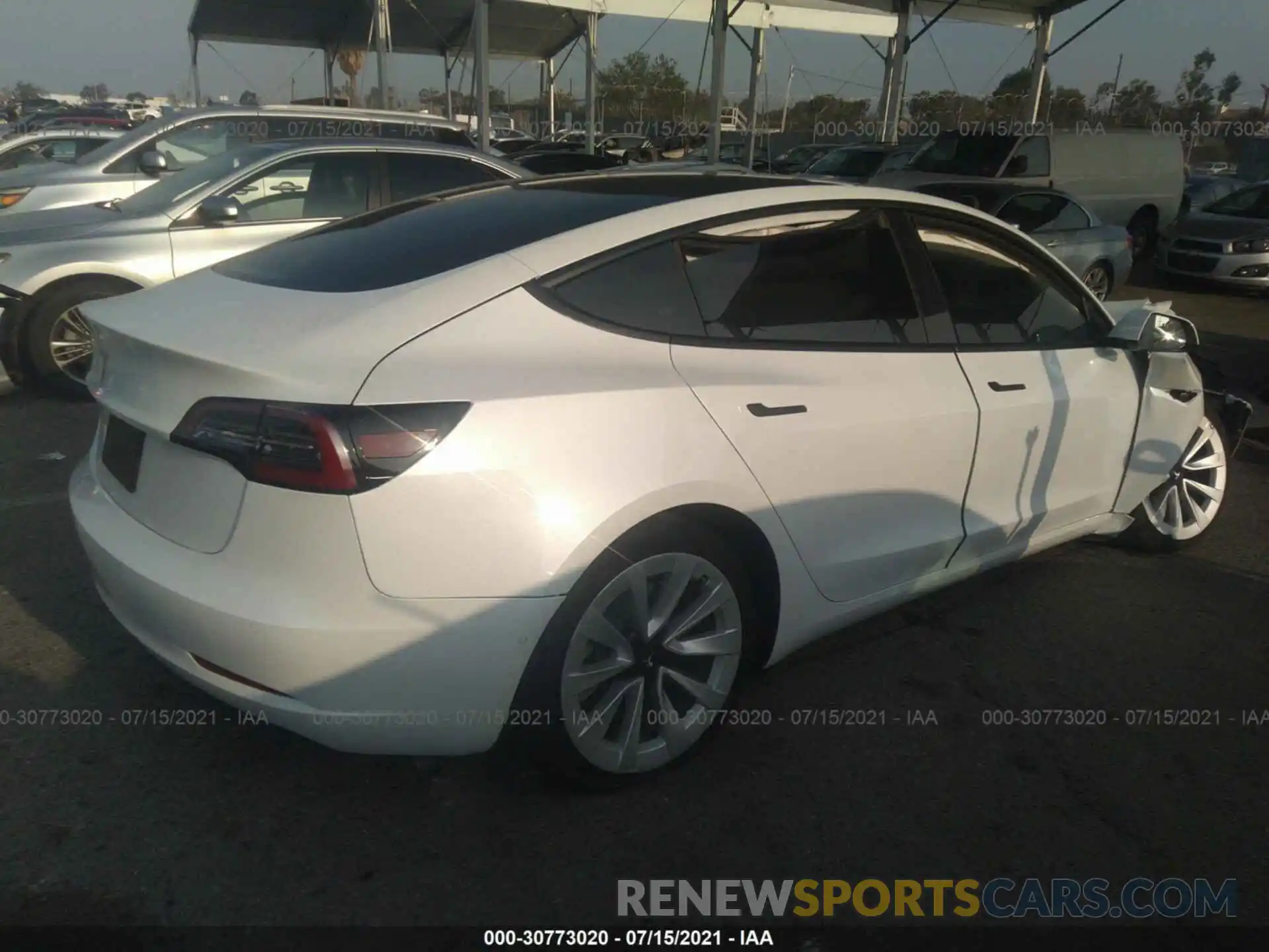 4 Фотография поврежденного автомобиля 5YJ3E1EA5MF872140 TESLA MODEL 3 2021