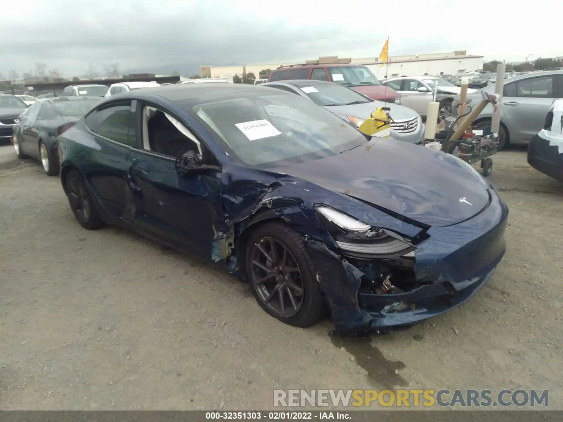 1 Photograph of a damaged car 5YJ3E1EA5MF872459 TESLA MODEL 3 2021