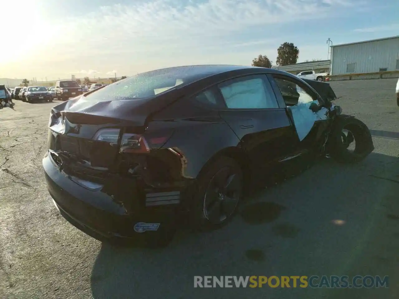 4 Photograph of a damaged car 5YJ3E1EA5MF877127 TESLA MODEL 3 2021