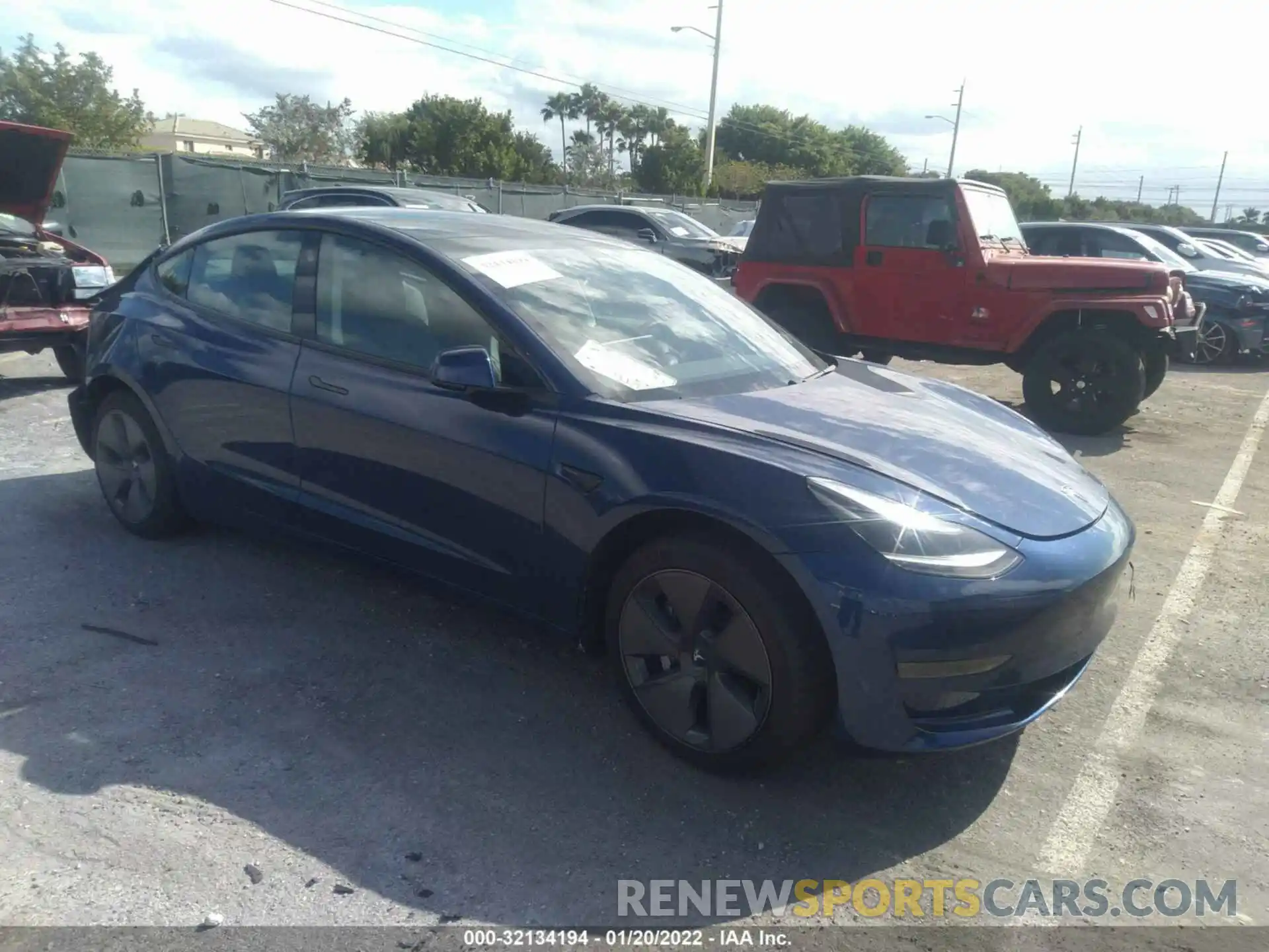 1 Photograph of a damaged car 5YJ3E1EA5MF915908 TESLA MODEL 3 2021