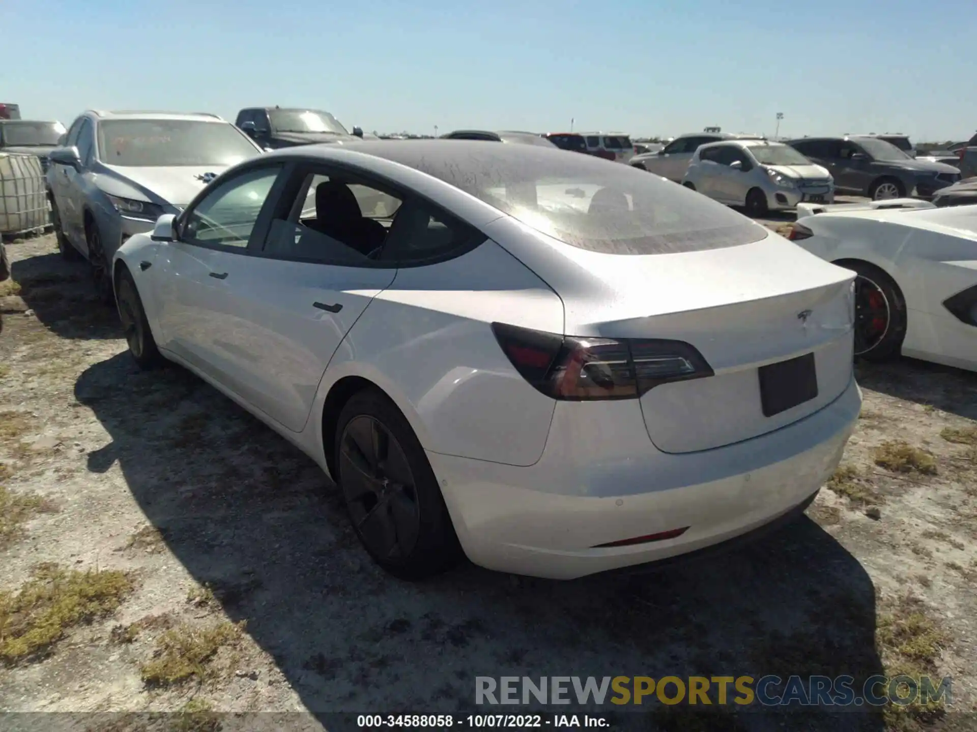 3 Photograph of a damaged car 5YJ3E1EA5MF922616 TESLA MODEL 3 2021