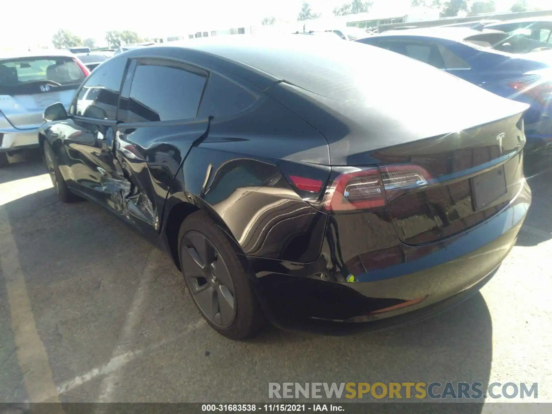 3 Photograph of a damaged car 5YJ3E1EA5MF930263 TESLA MODEL 3 2021