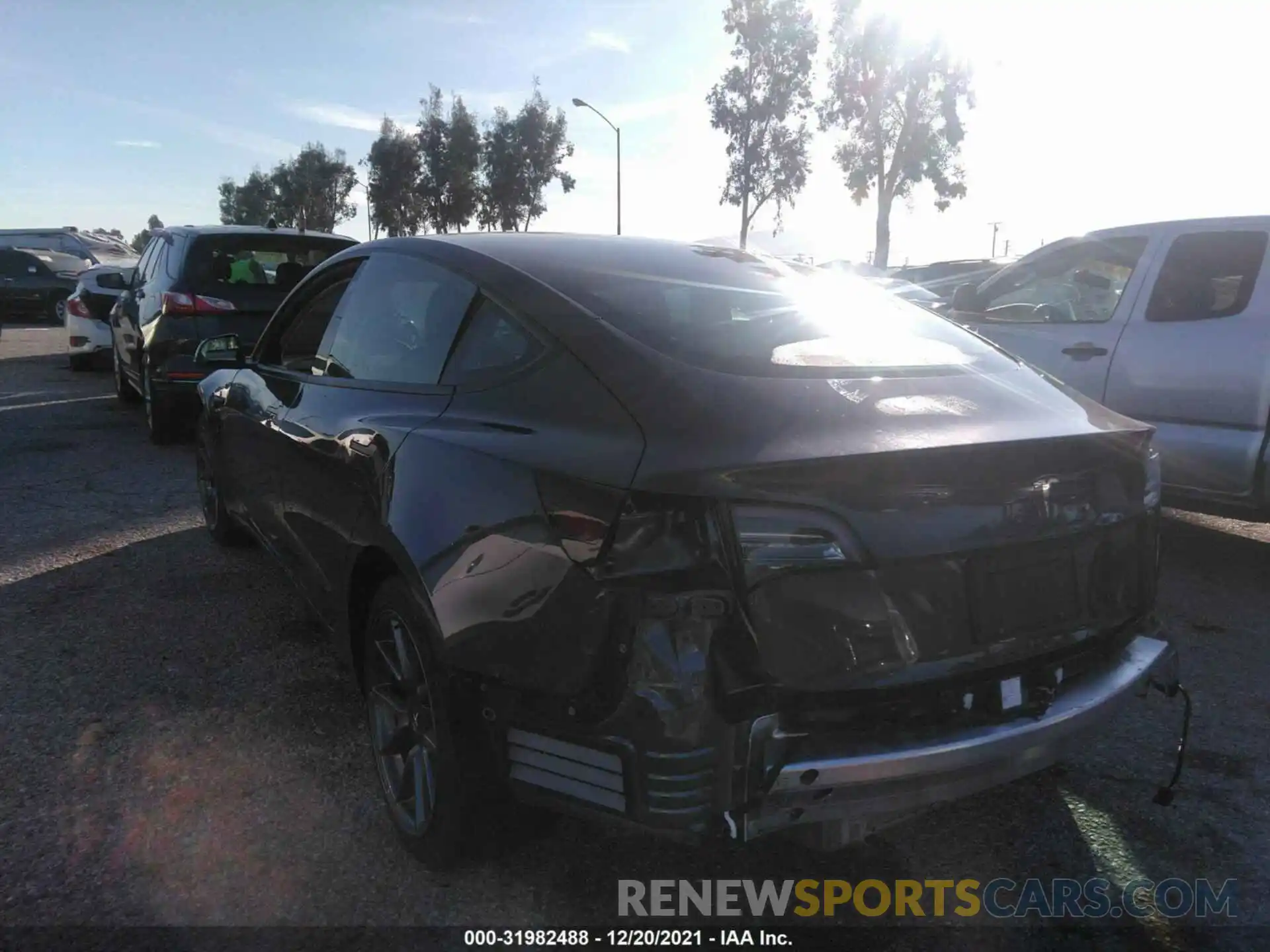 3 Photograph of a damaged car 5YJ3E1EA5MF940128 TESLA MODEL 3 2021