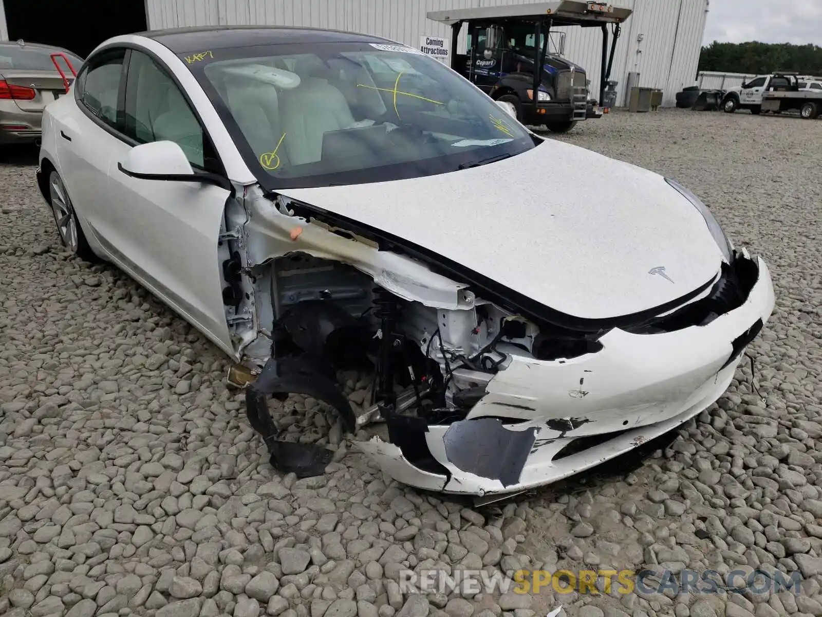 1 Photograph of a damaged car 5YJ3E1EA5MF978071 TESLA MODEL 3 2021