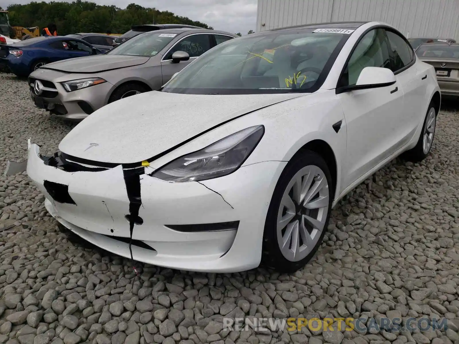 2 Photograph of a damaged car 5YJ3E1EA5MF978071 TESLA MODEL 3 2021