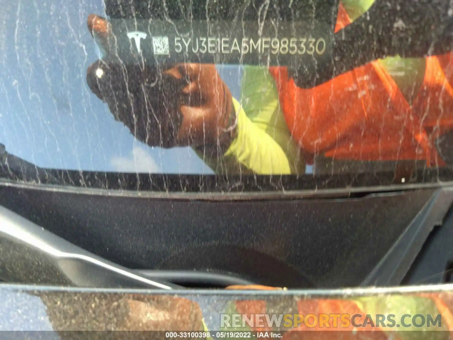 9 Photograph of a damaged car 5YJ3E1EA5MF985330 TESLA MODEL 3 2021