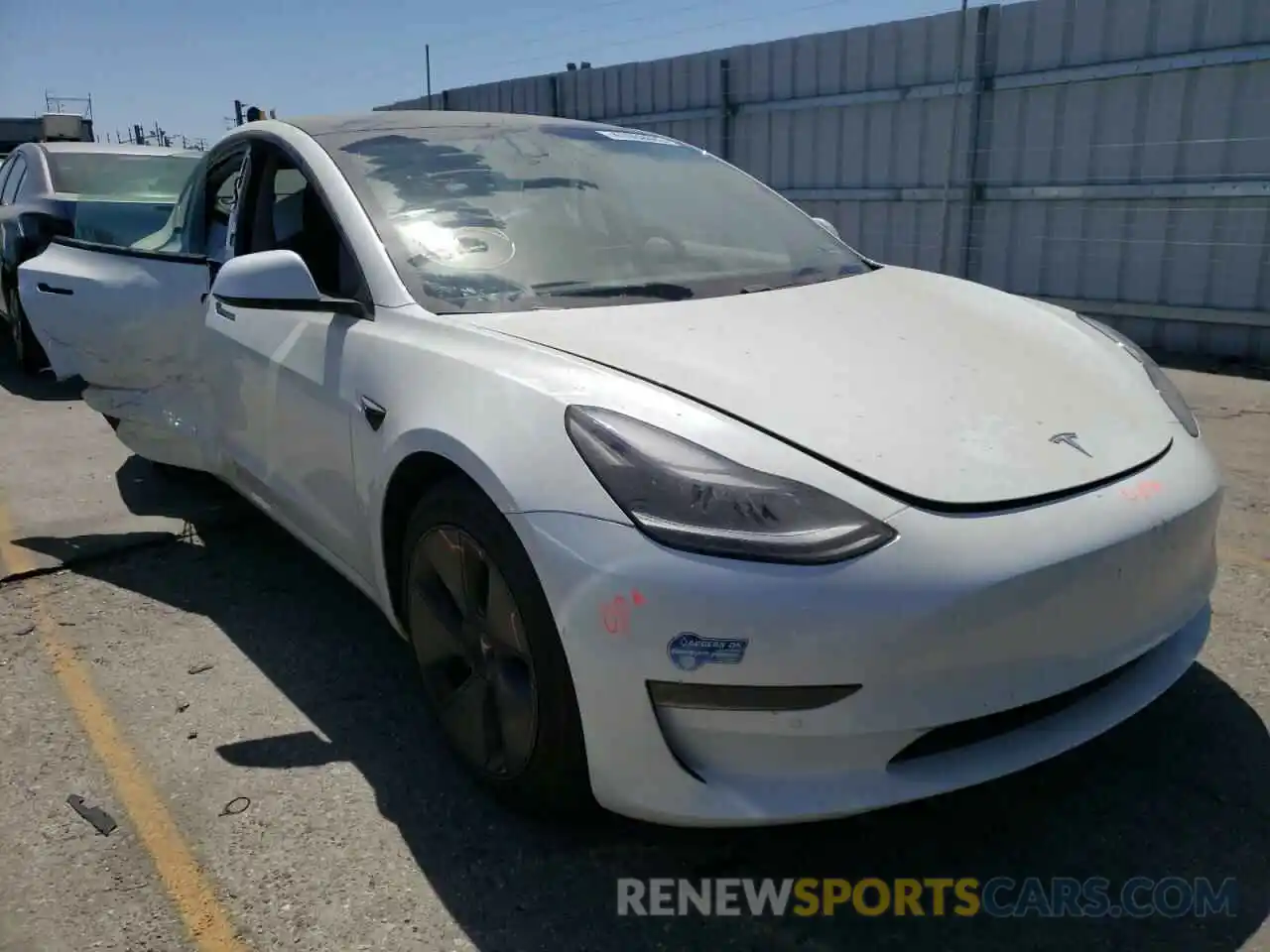 1 Photograph of a damaged car 5YJ3E1EA5MF992505 TESLA MODEL 3 2021