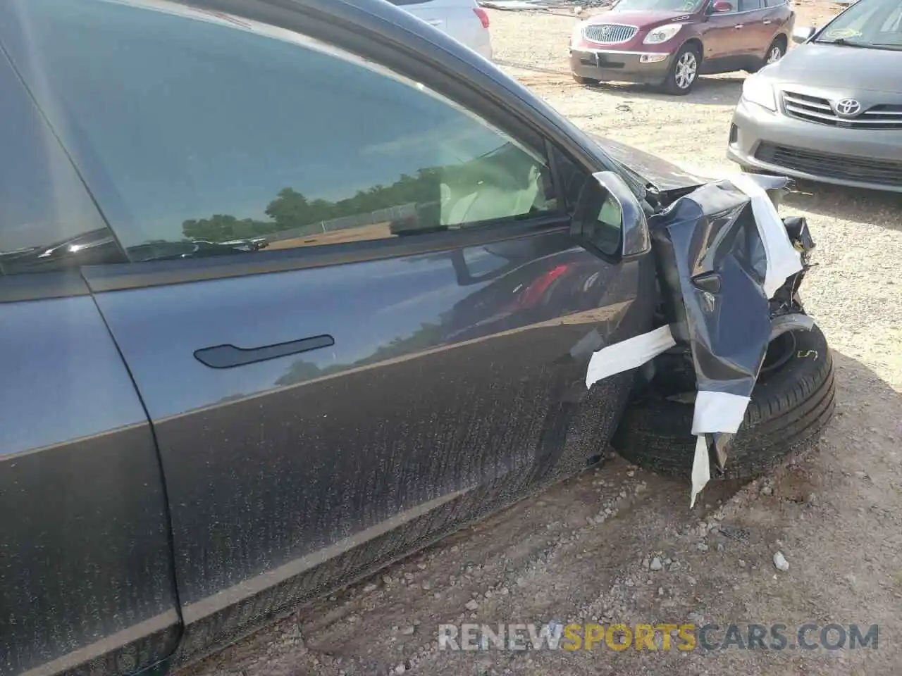 5 Photograph of a damaged car 5YJ3E1EA6MF015907 TESLA MODEL 3 2021