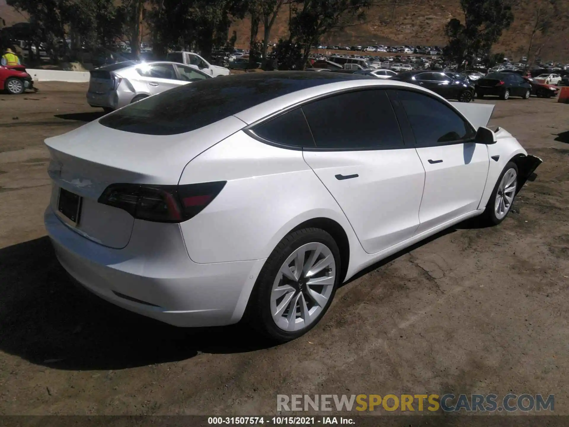 4 Фотография поврежденного автомобиля 5YJ3E1EA6MF059938 TESLA MODEL 3 2021