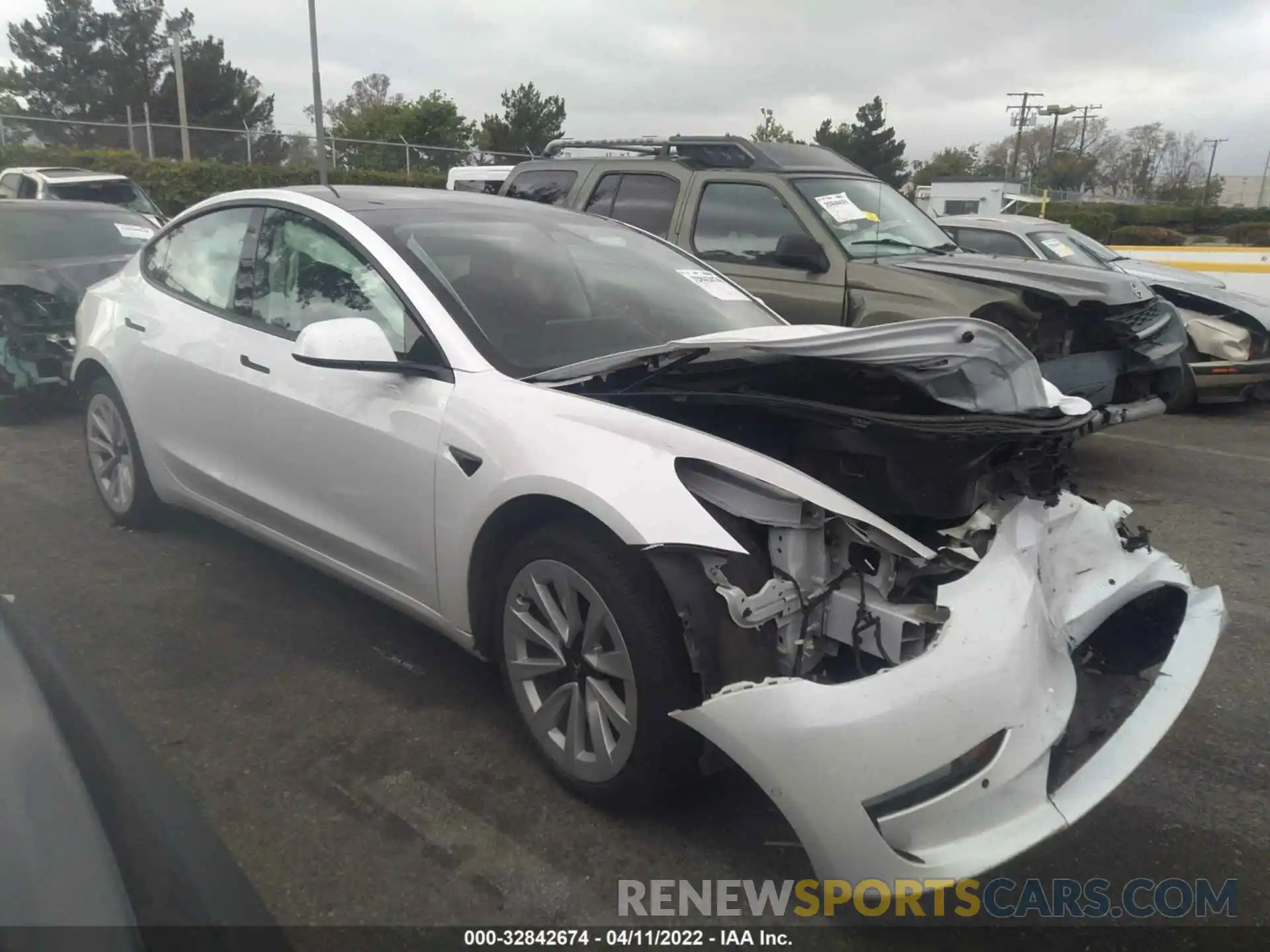 1 Photograph of a damaged car 5YJ3E1EA6MF067814 TESLA MODEL 3 2021