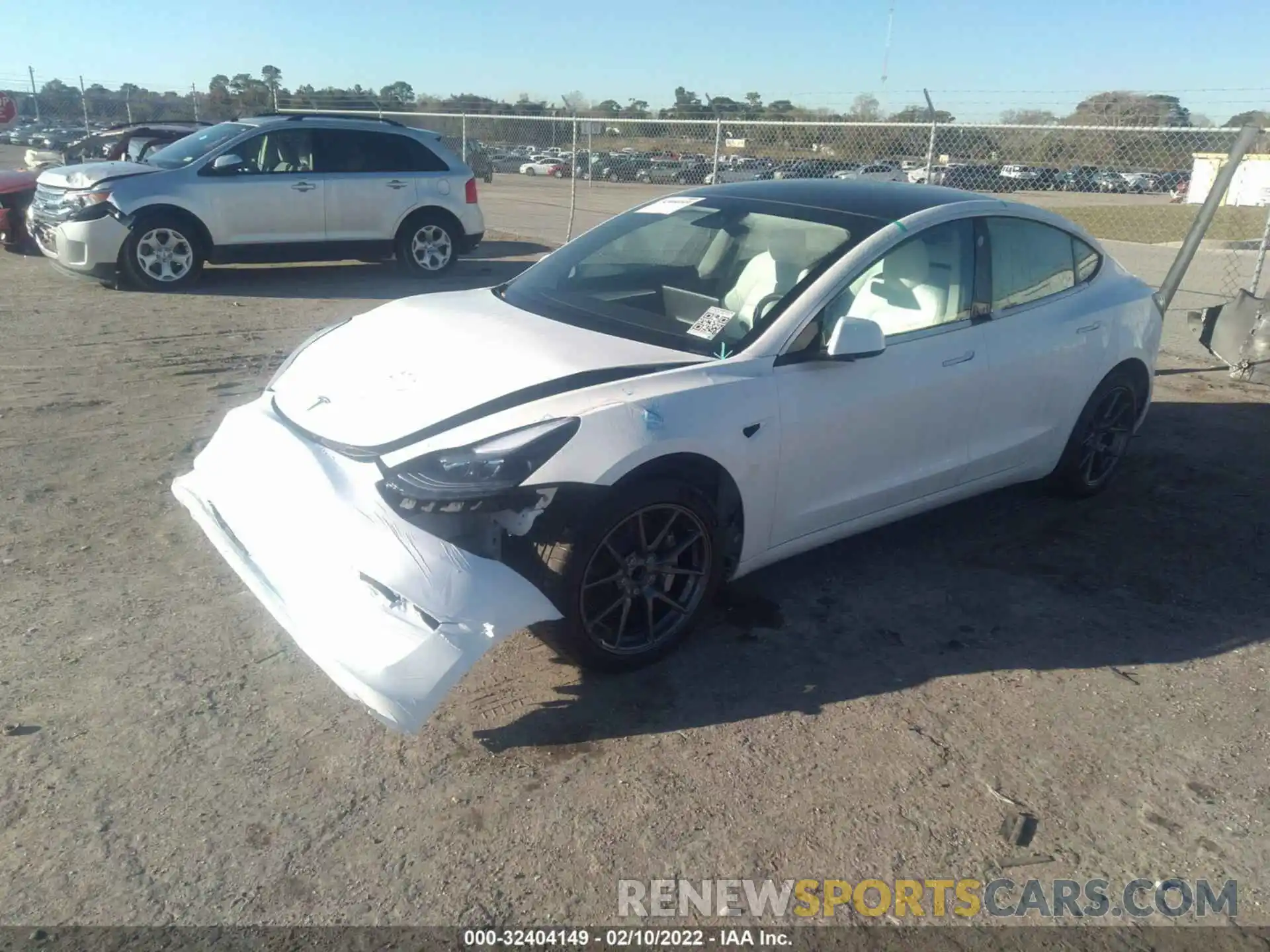 2 Photograph of a damaged car 5YJ3E1EA6MF083270 TESLA MODEL 3 2021