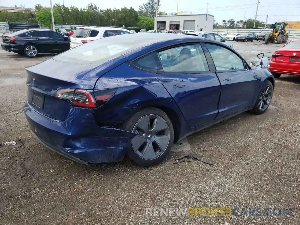 4 Photograph of a damaged car 5YJ3E1EA6MF090011 TESLA MODEL 3 2021