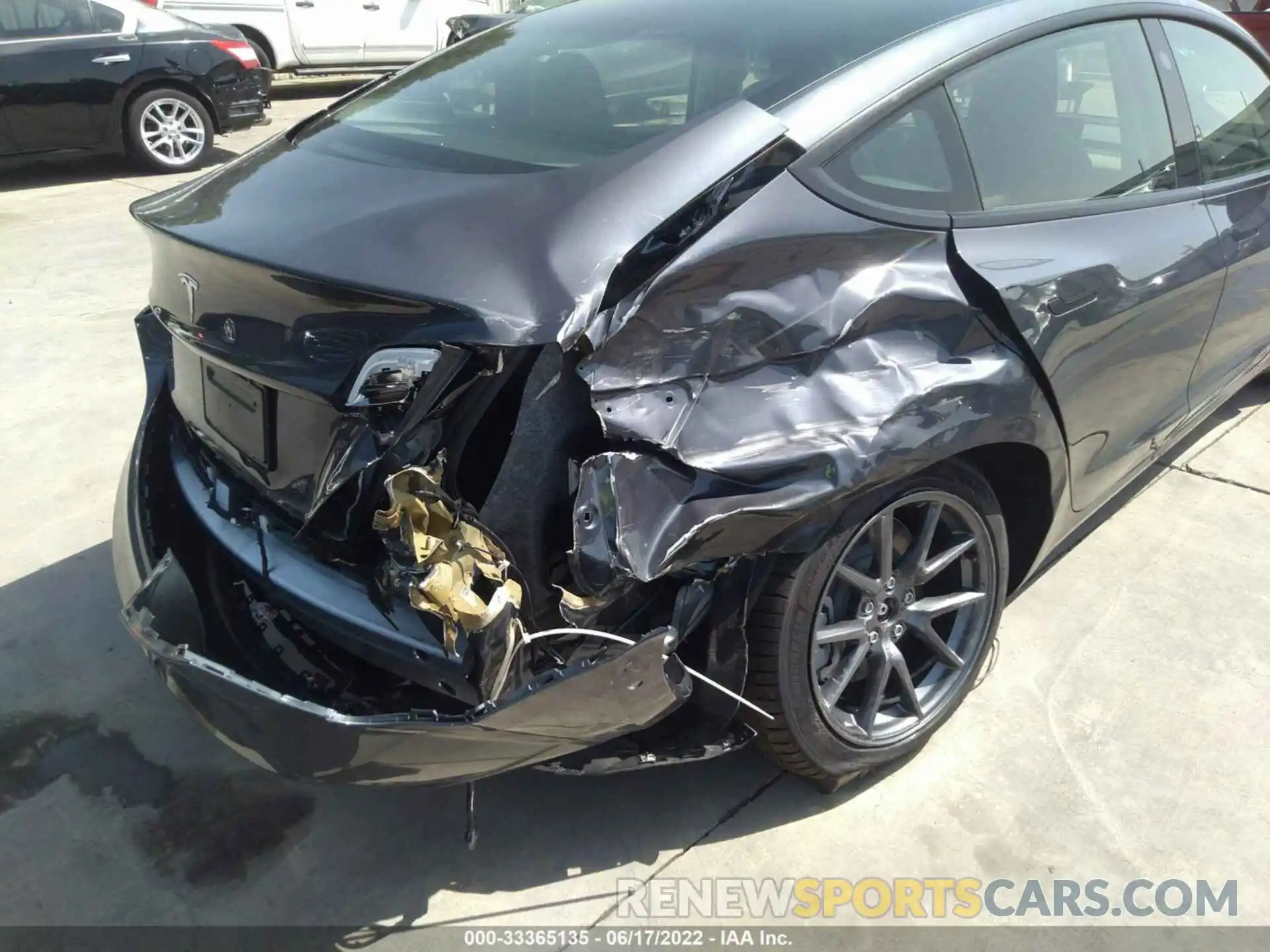 6 Photograph of a damaged car 5YJ3E1EA6MF100214 TESLA MODEL 3 2021