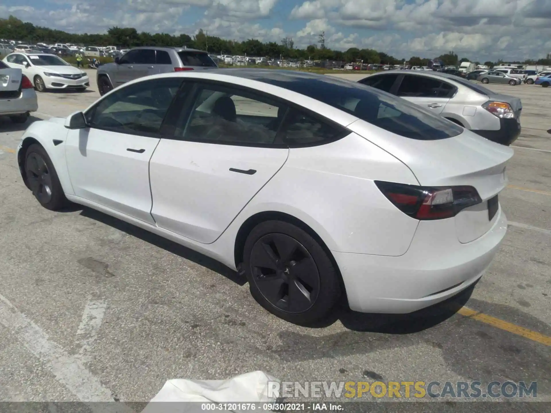 3 Photograph of a damaged car 5YJ3E1EA6MF861275 TESLA MODEL 3 2021