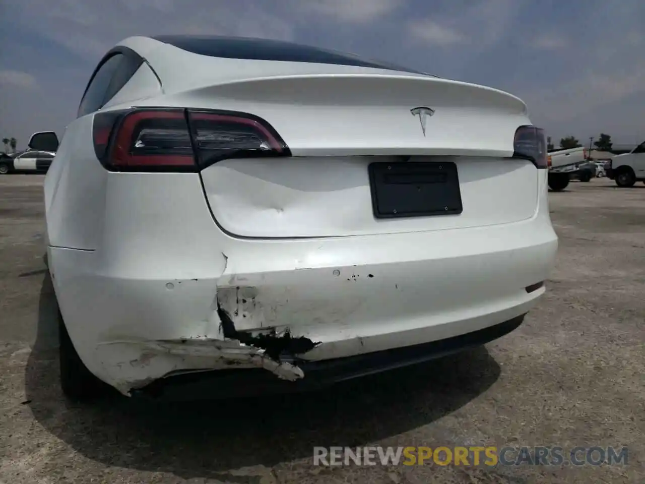 9 Photograph of a damaged car 5YJ3E1EA6MF868419 TESLA MODEL 3 2021