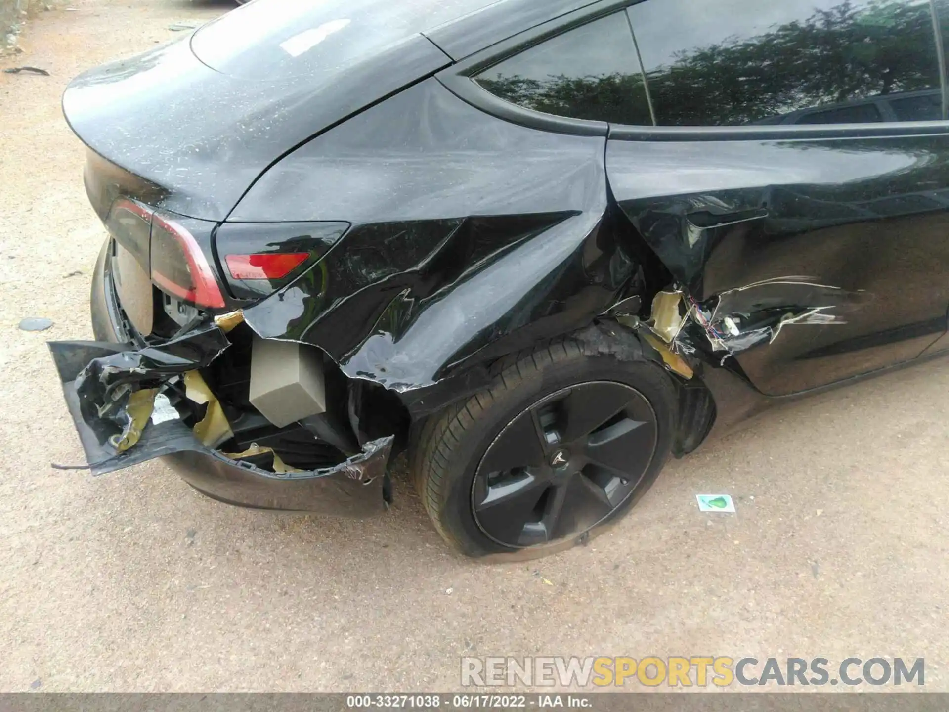 6 Photograph of a damaged car 5YJ3E1EA6MF870638 TESLA MODEL 3 2021