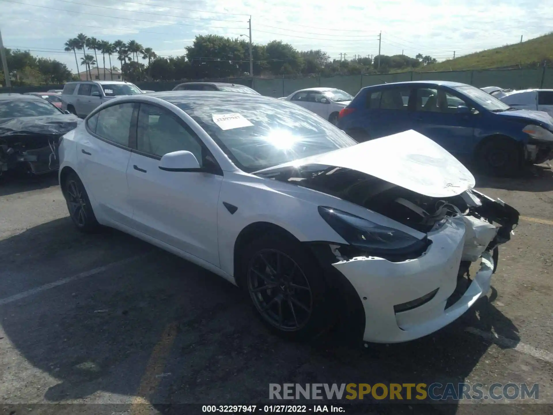 1 Photograph of a damaged car 5YJ3E1EA6MF963644 TESLA MODEL 3 2021