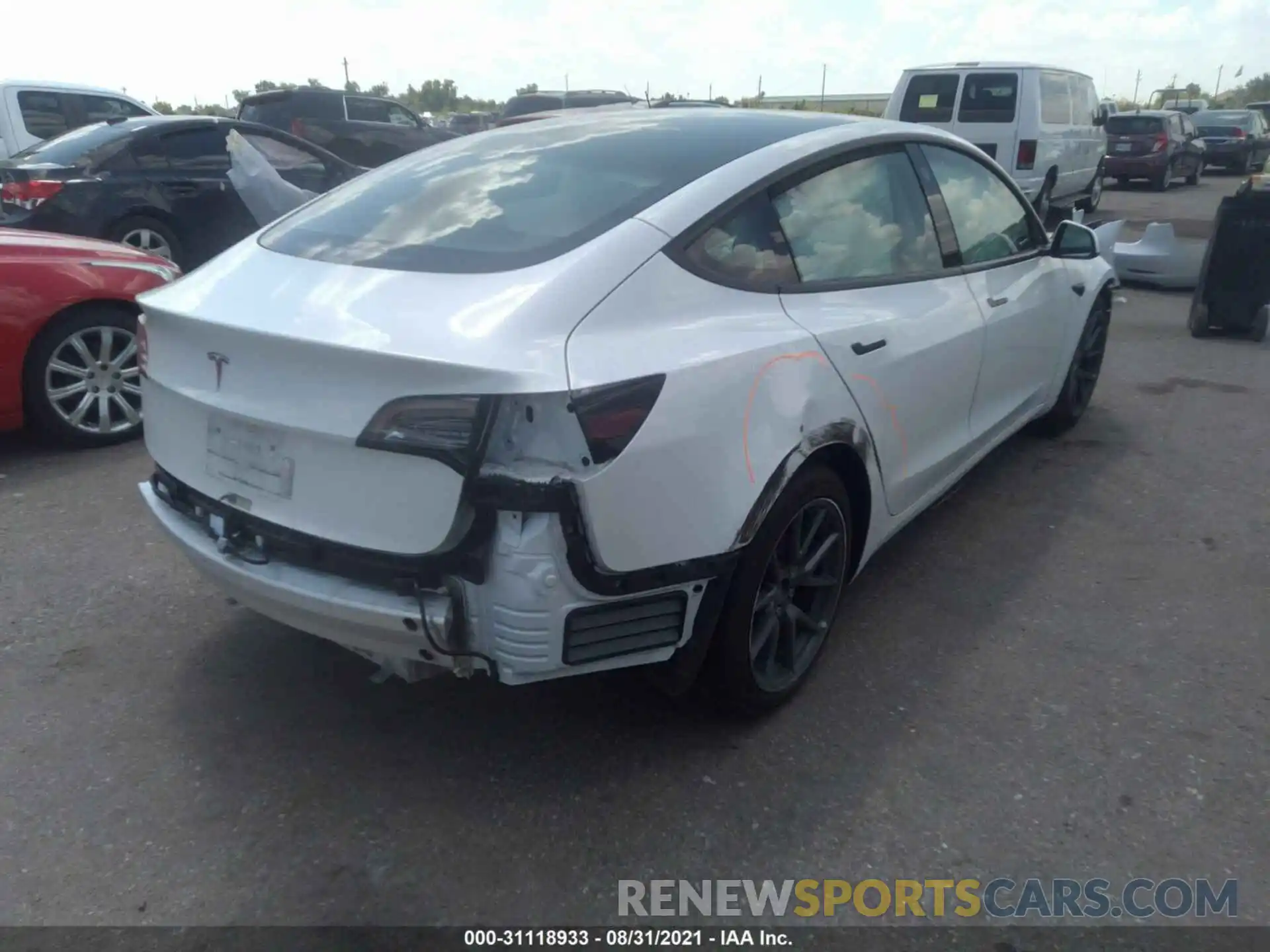 4 Photograph of a damaged car 5YJ3E1EA6MF976250 TESLA MODEL 3 2021