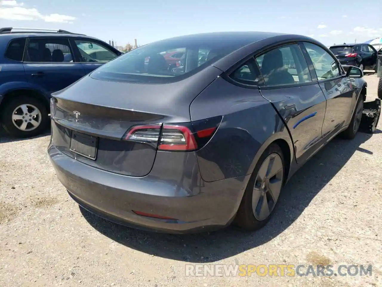 4 Photograph of a damaged car 5YJ3E1EA6MF991458 TESLA MODEL 3 2021