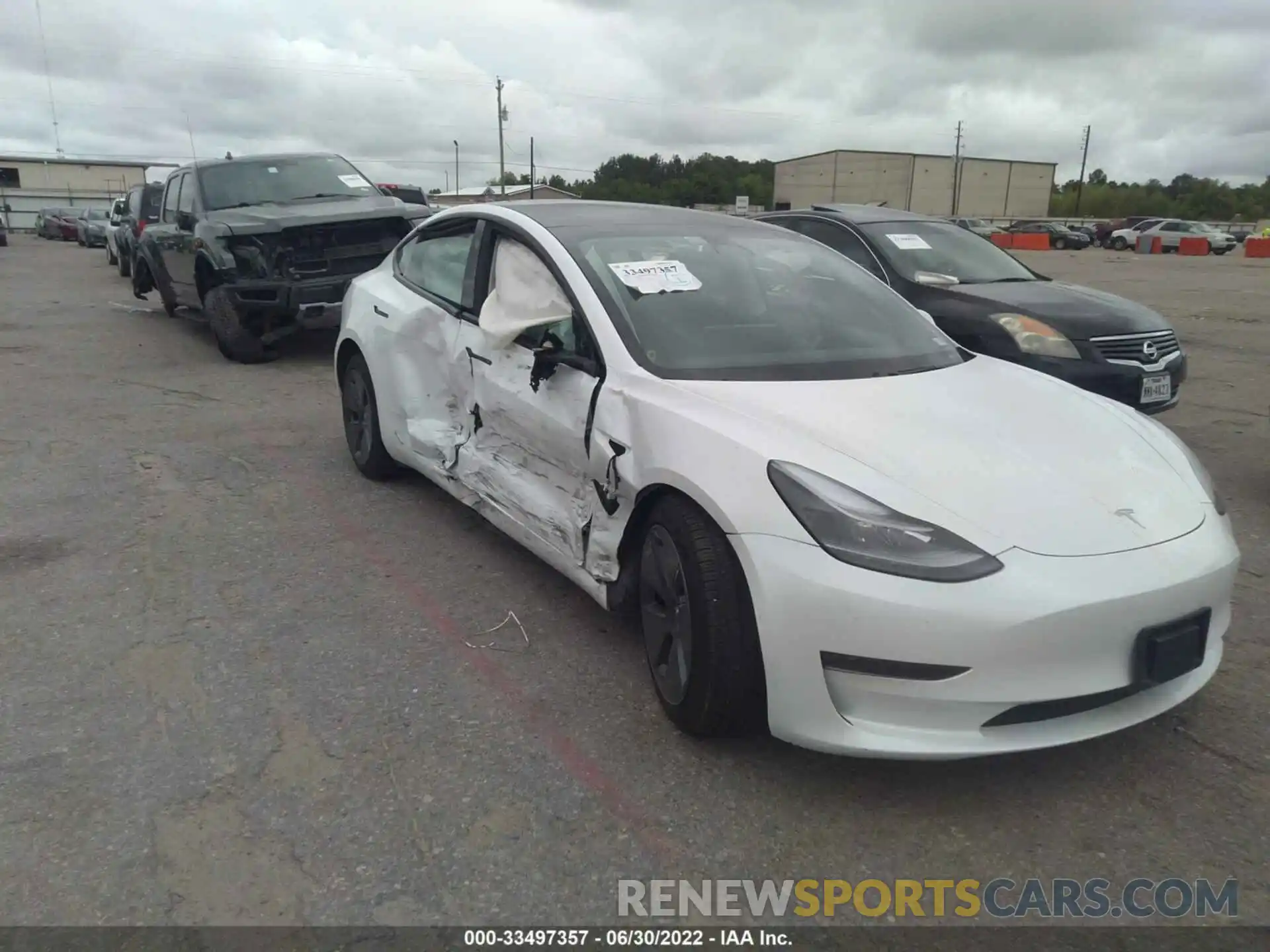 1 Photograph of a damaged car 5YJ3E1EA7MF017195 TESLA MODEL 3 2021