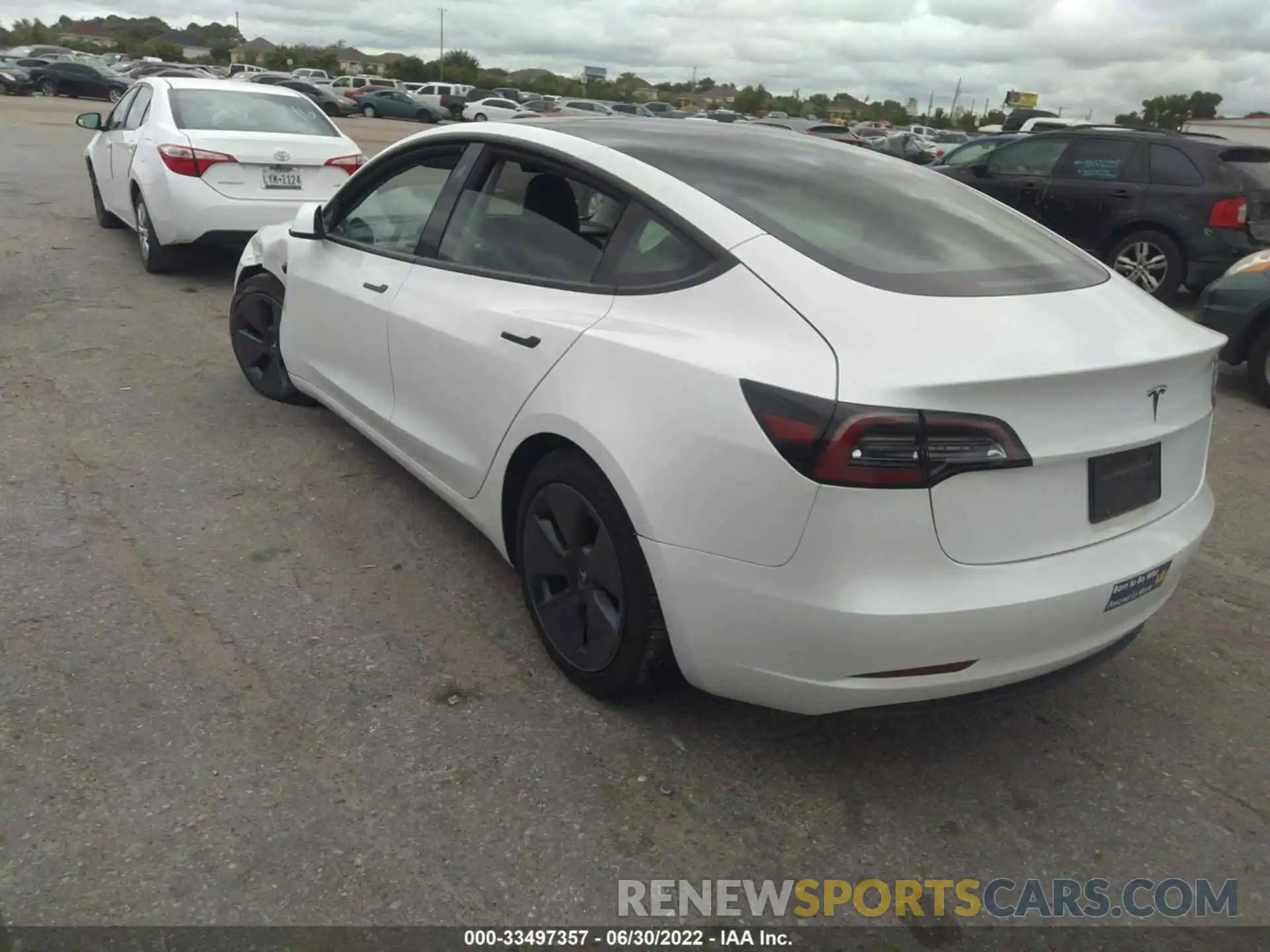 3 Photograph of a damaged car 5YJ3E1EA7MF017195 TESLA MODEL 3 2021