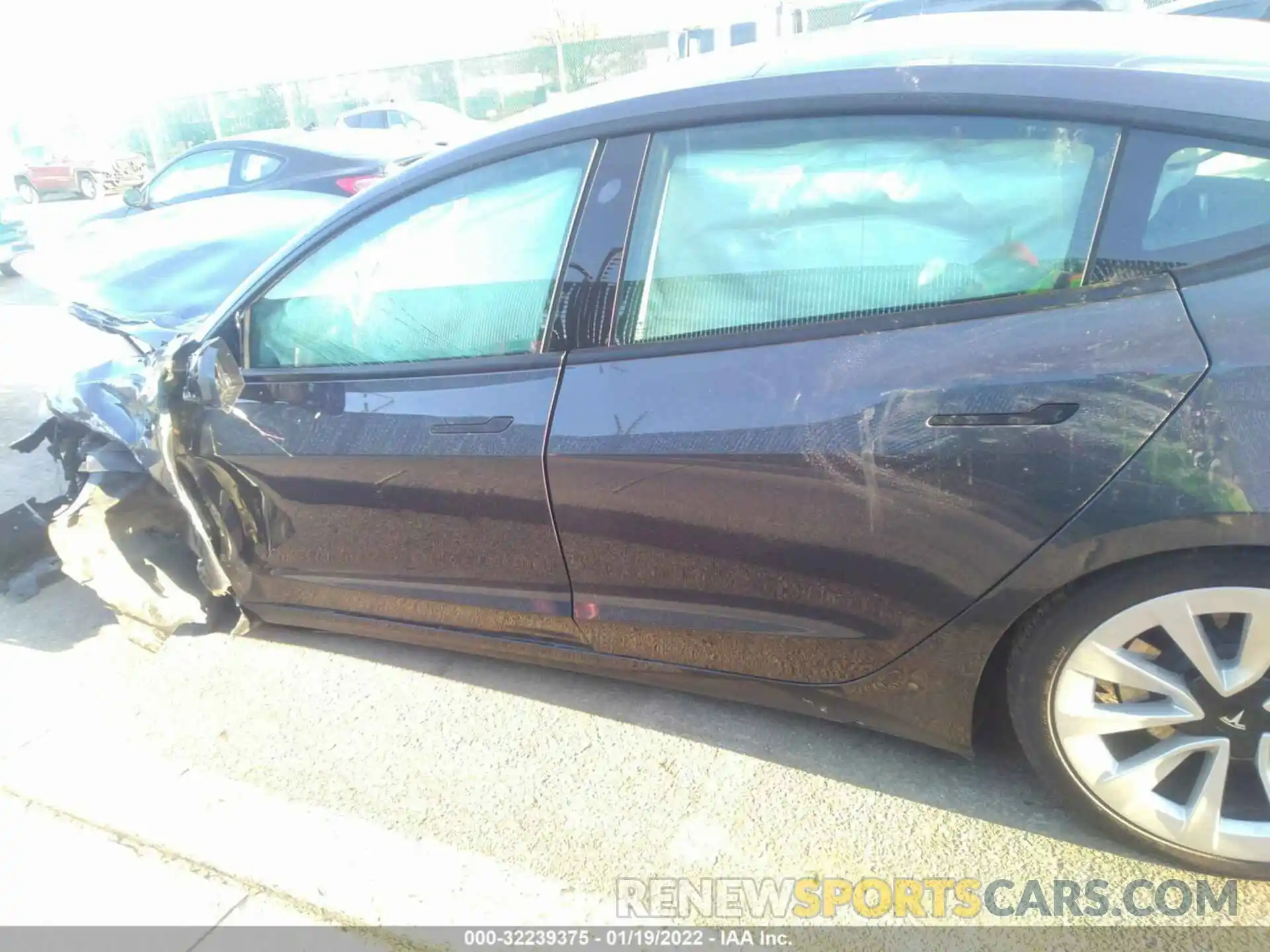 11 Photograph of a damaged car 5YJ3E1EA7MF046079 TESLA MODEL 3 2021