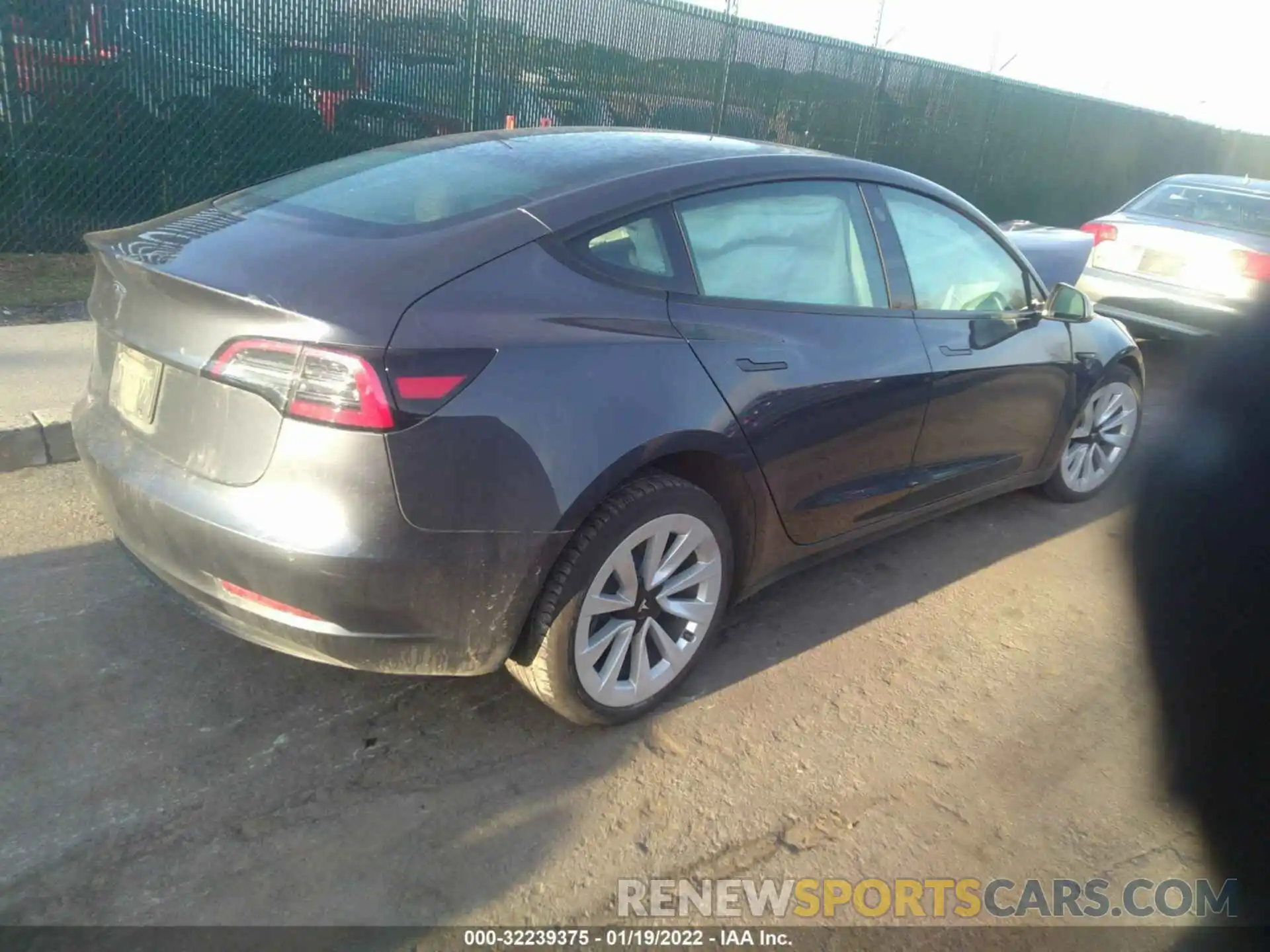 4 Photograph of a damaged car 5YJ3E1EA7MF046079 TESLA MODEL 3 2021