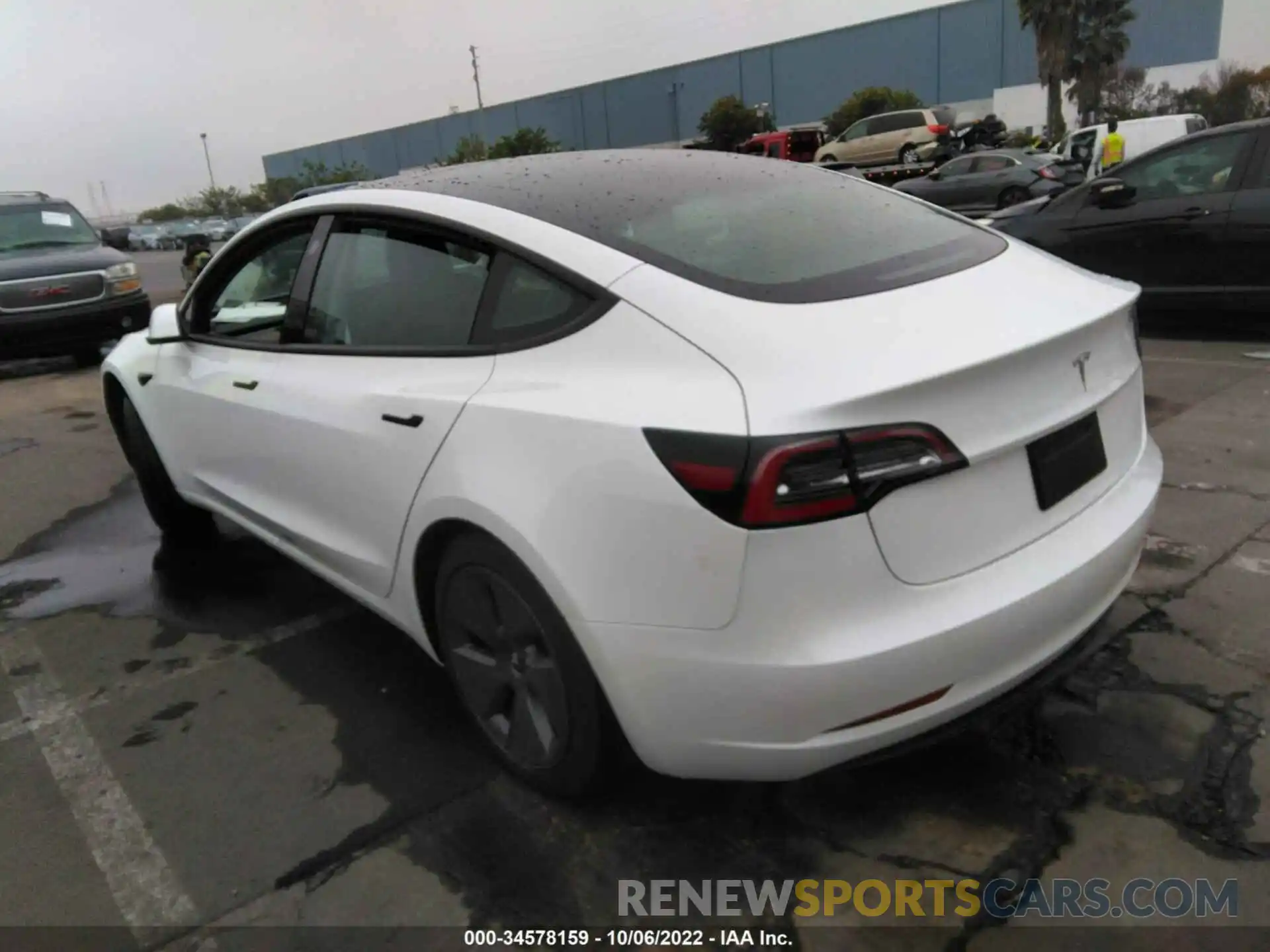 3 Photograph of a damaged car 5YJ3E1EA7MF051122 TESLA MODEL 3 2021