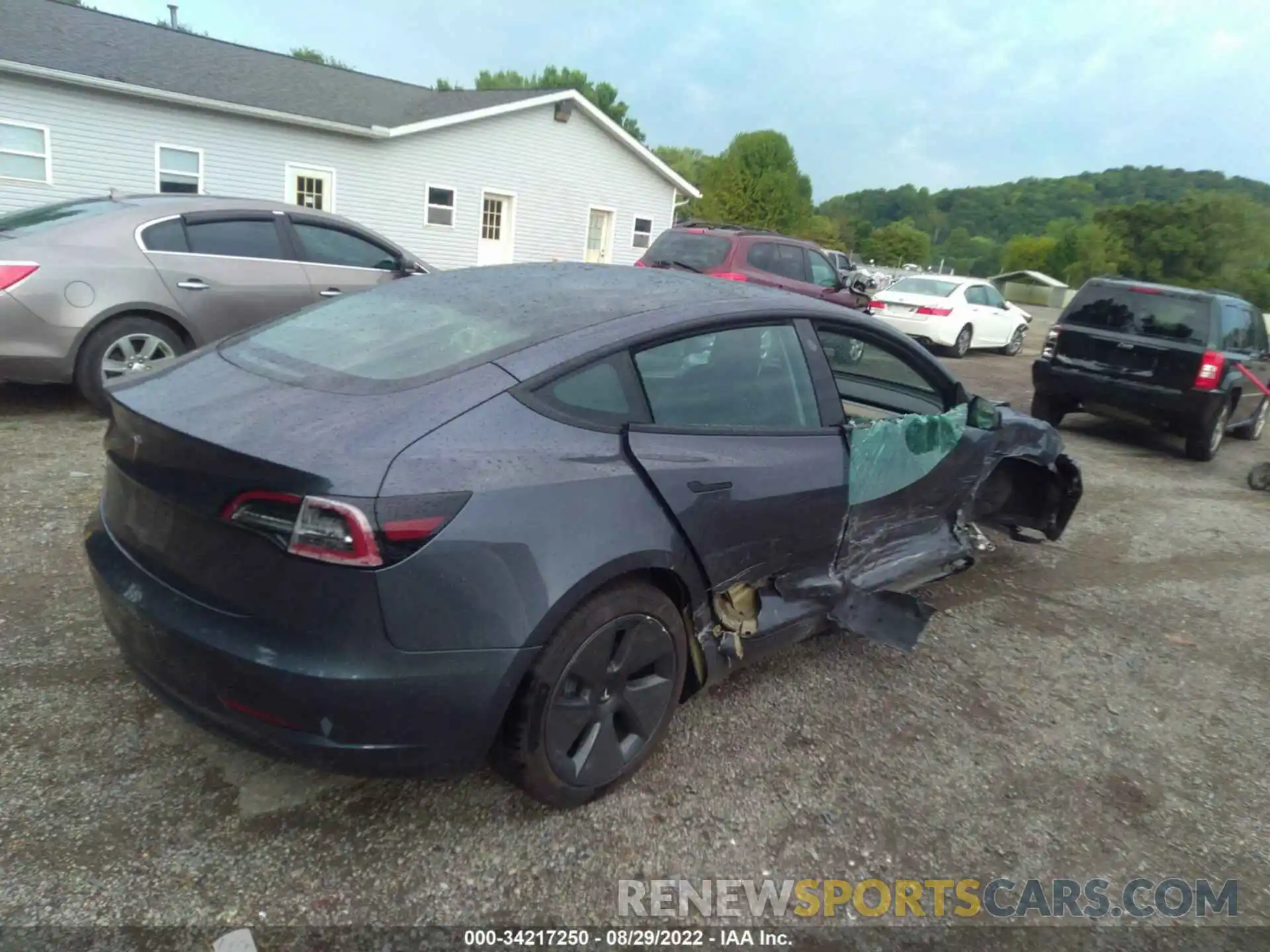 4 Photograph of a damaged car 5YJ3E1EA7MF094567 TESLA MODEL 3 2021