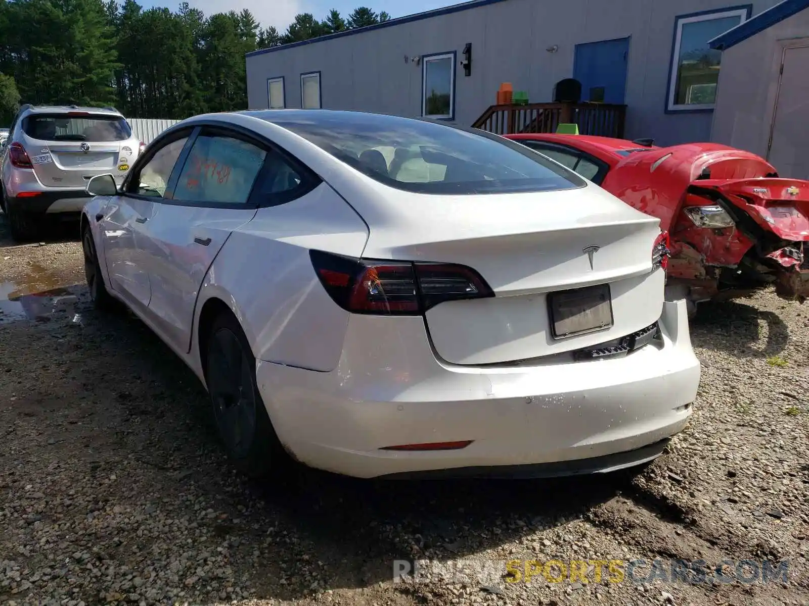 3 Photograph of a damaged car 5YJ3E1EA7MF854710 TESLA MODEL 3 2021