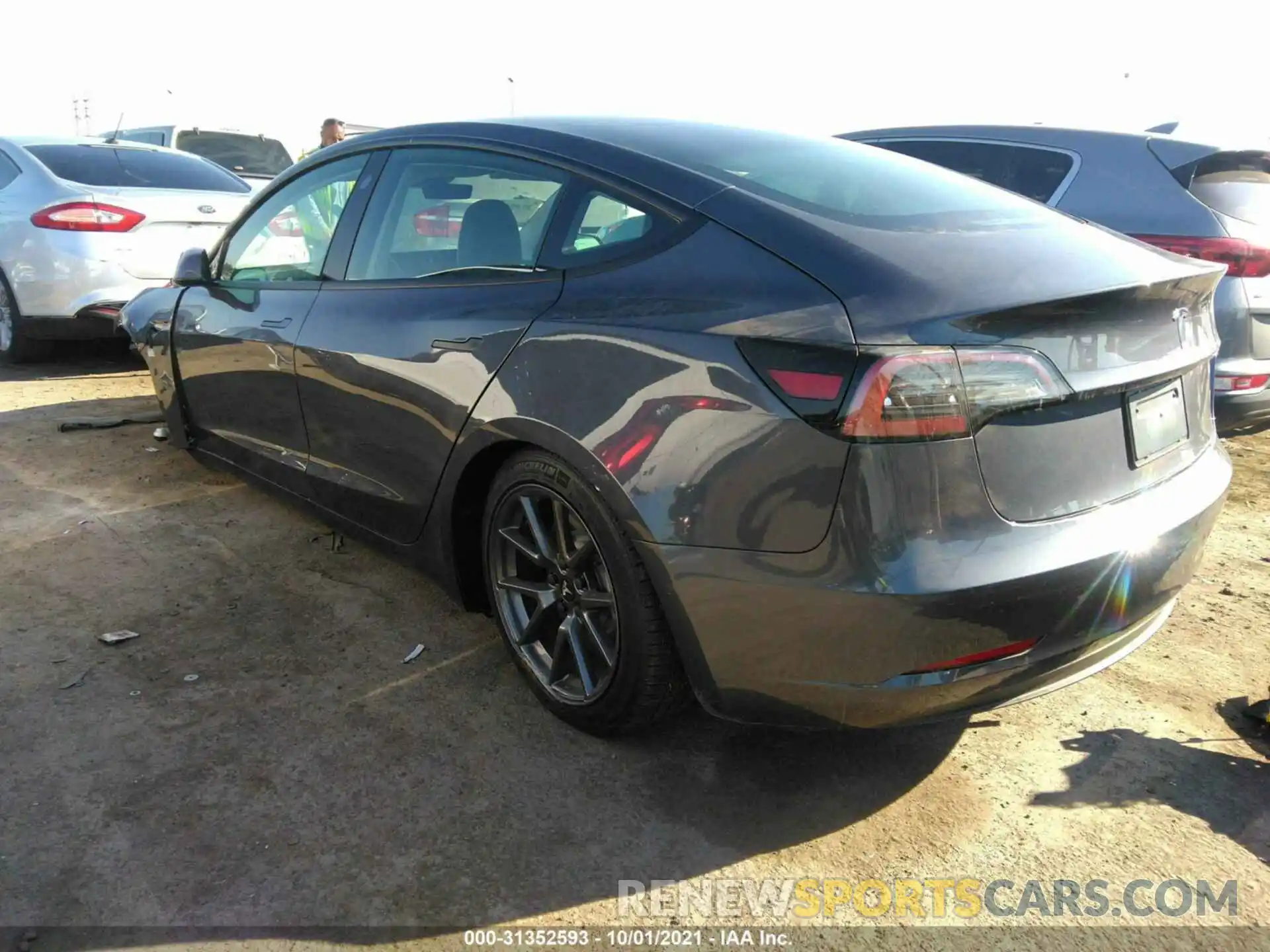 3 Photograph of a damaged car 5YJ3E1EA7MF876013 TESLA MODEL 3 2021