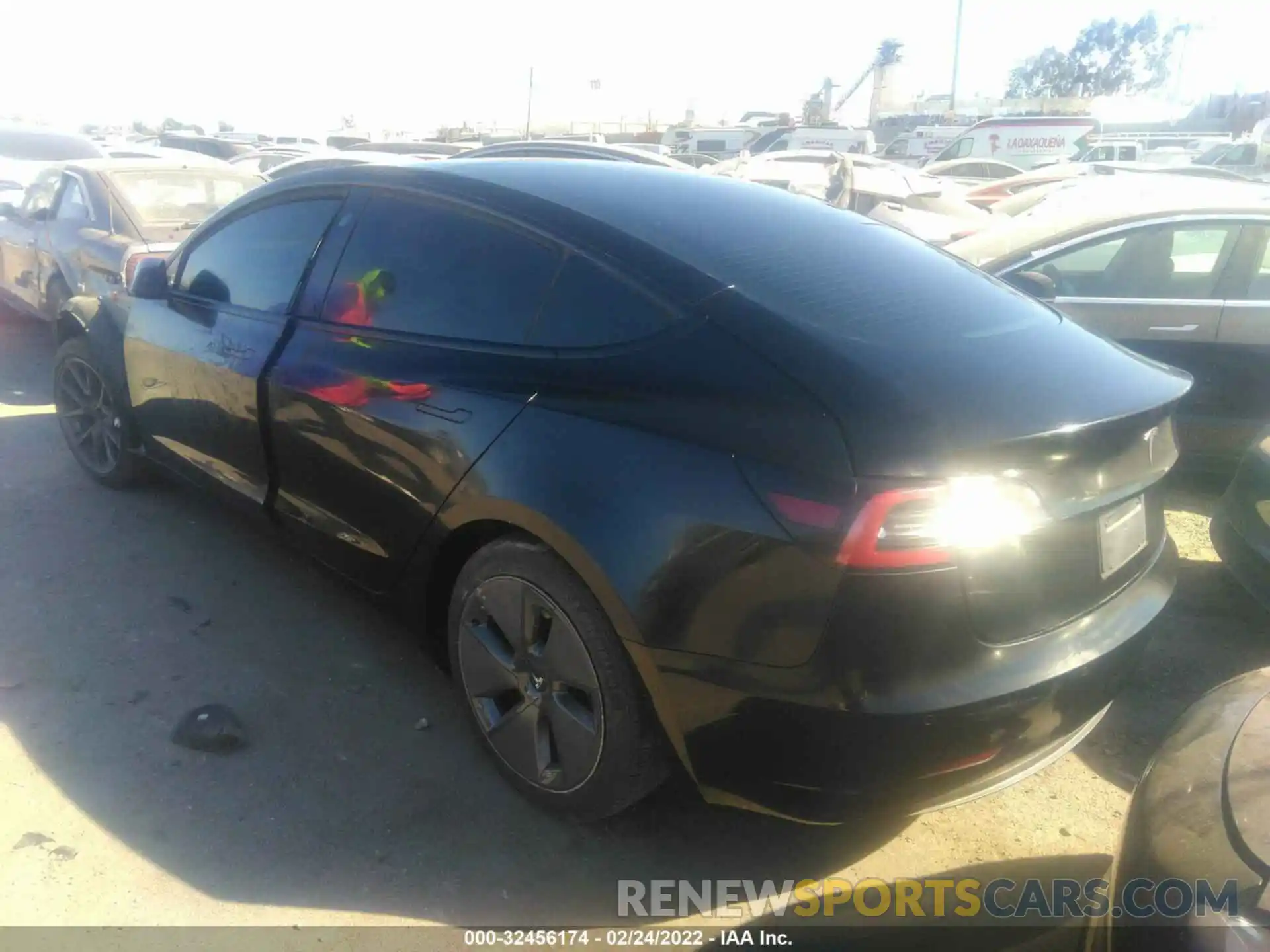 3 Photograph of a damaged car 5YJ3E1EA7MF877145 TESLA MODEL 3 2021